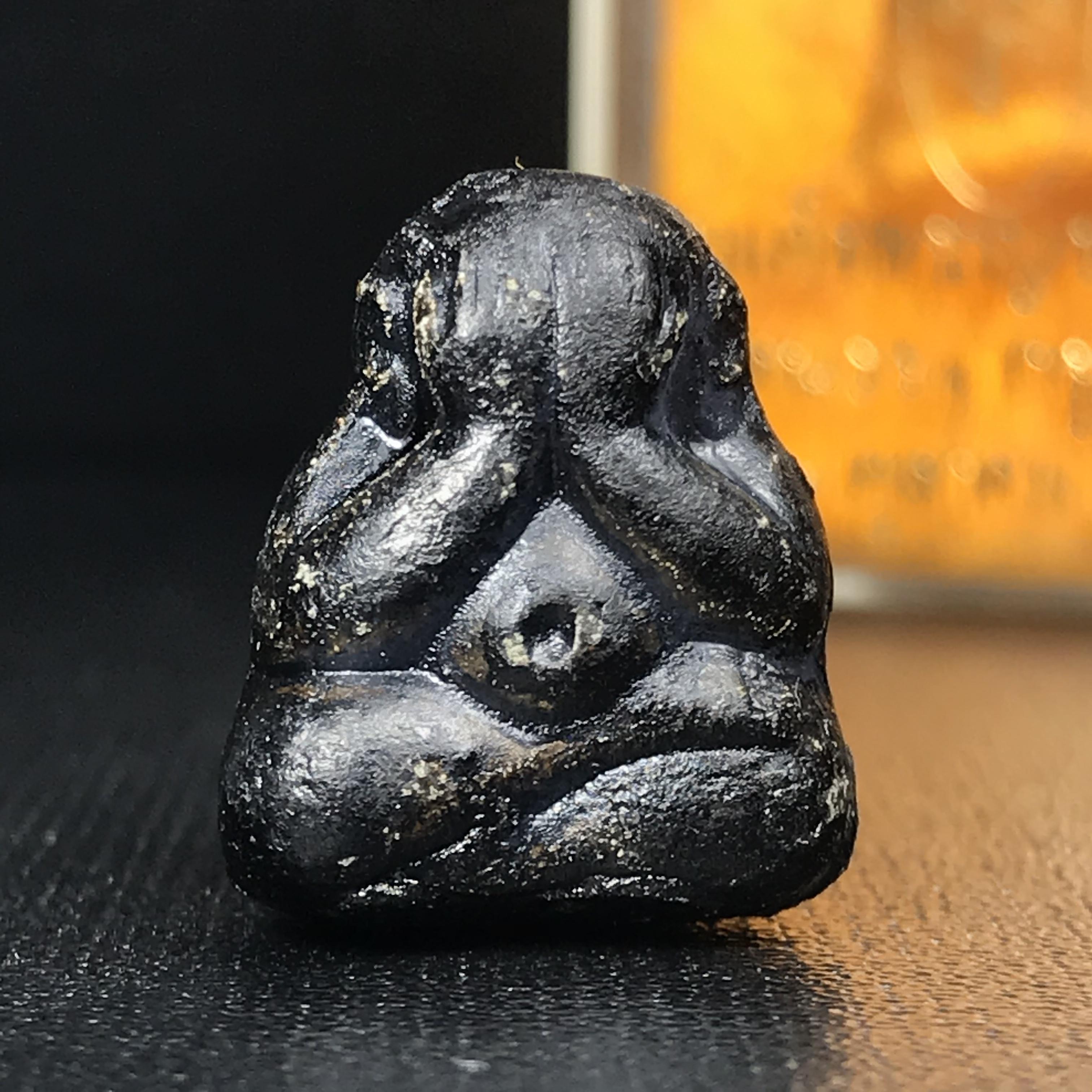 พระปิดตานำโชค สมเด็จพระญาณสังวร วัดบวรนิเวศวิหาร กรุงเทพ ปี2531(เจริญก้าวหน้า มีโชคลาภ การค้าเจริญรุ่งเรื่อง แคล้วคลาดปลอดภัย)