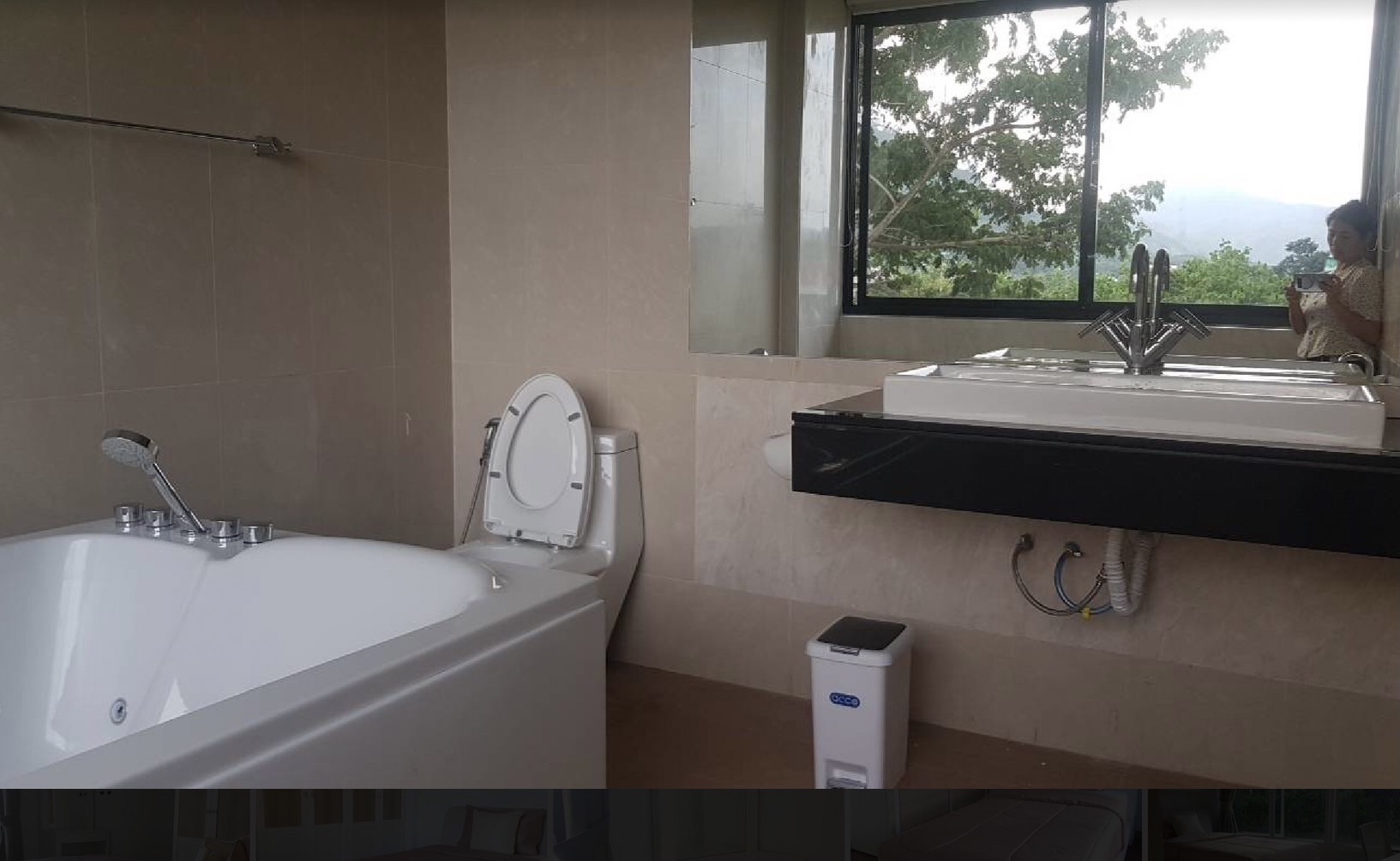 For Sales : Kathu, Single house with swimming pool, 5 Bedrooms 3 Bathrooms