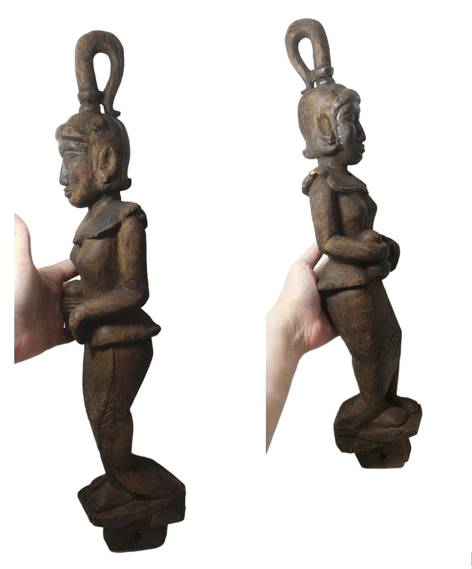 ไม้แกะสลักเก่าศิลปะพม่า-นางถือถุงทอง 43cm