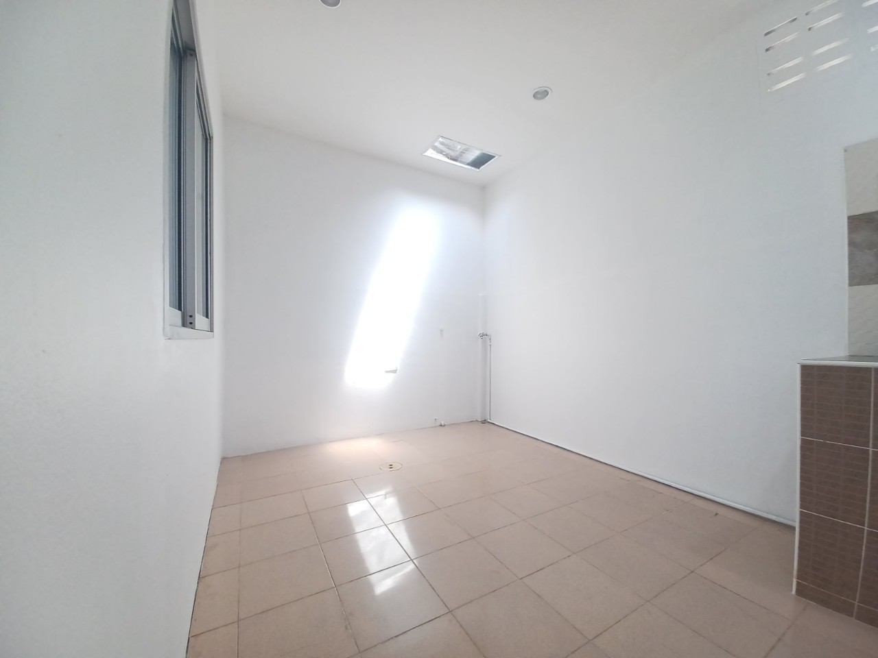 For Sales : Thalang, Town House @Ekachai Villa, 2 Bedrooms, 1 Bathrooms