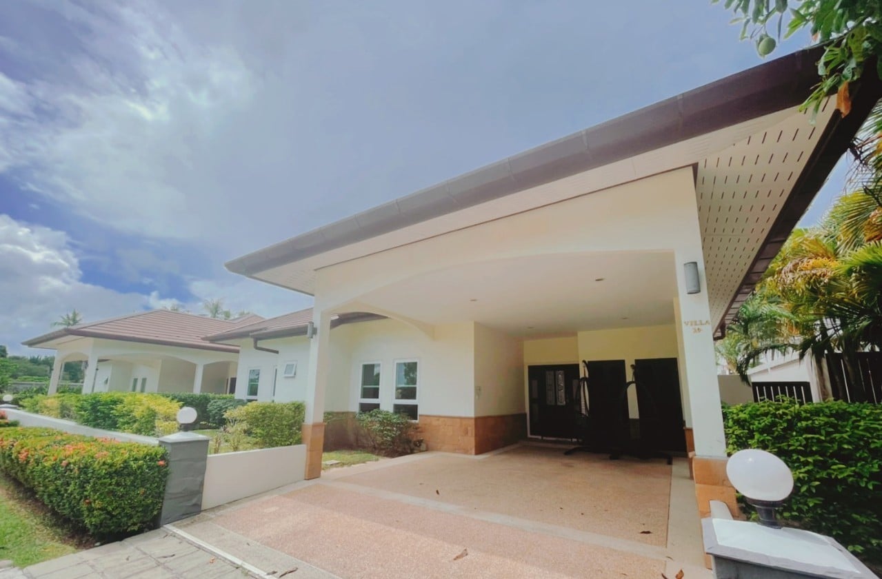 For Rent : Rawai, Private Pool Villa, 3 bedrooms 3 Bathrooms in community gate