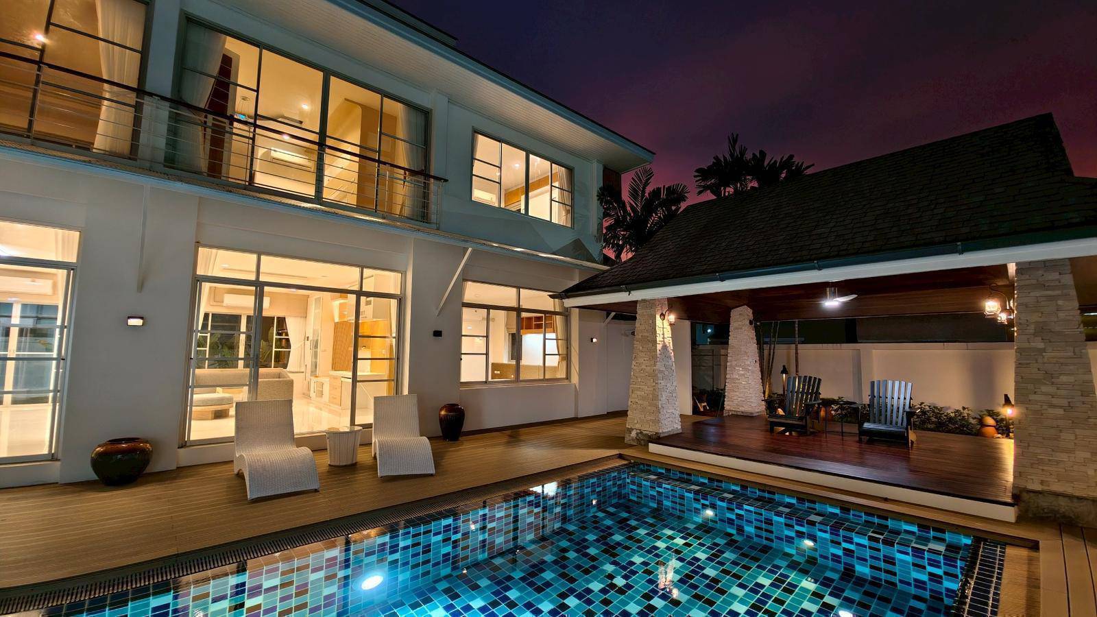 For Sales : Chalong, Luxury Pool Villa, 6 Bedrooms 7 Bathrooms