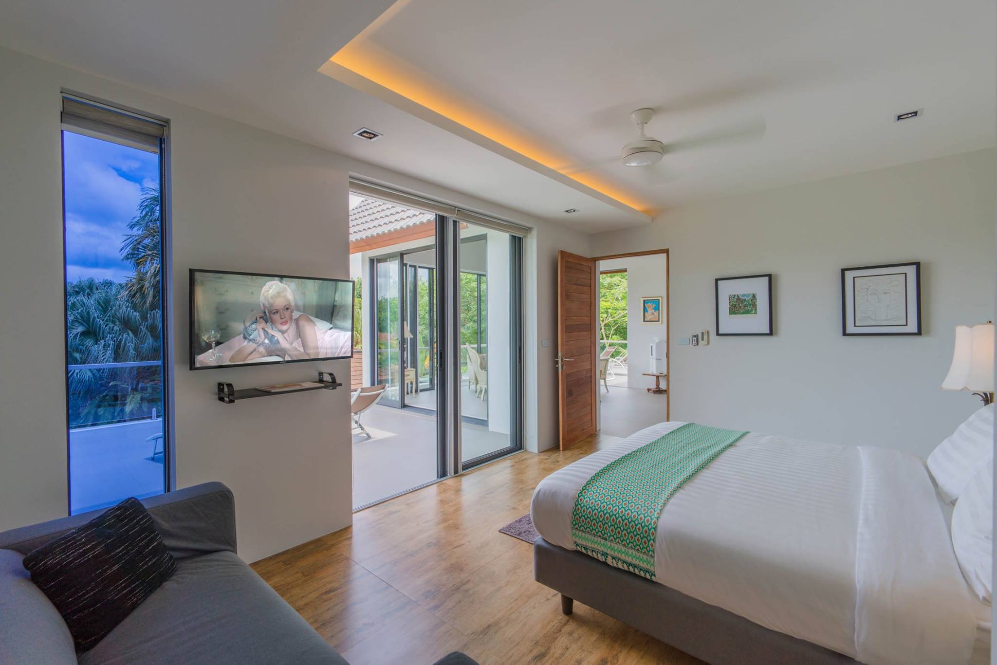 For Sale : BangTao Private Luxury Pool Villa, 10 bedrooms 10 Bathrooms