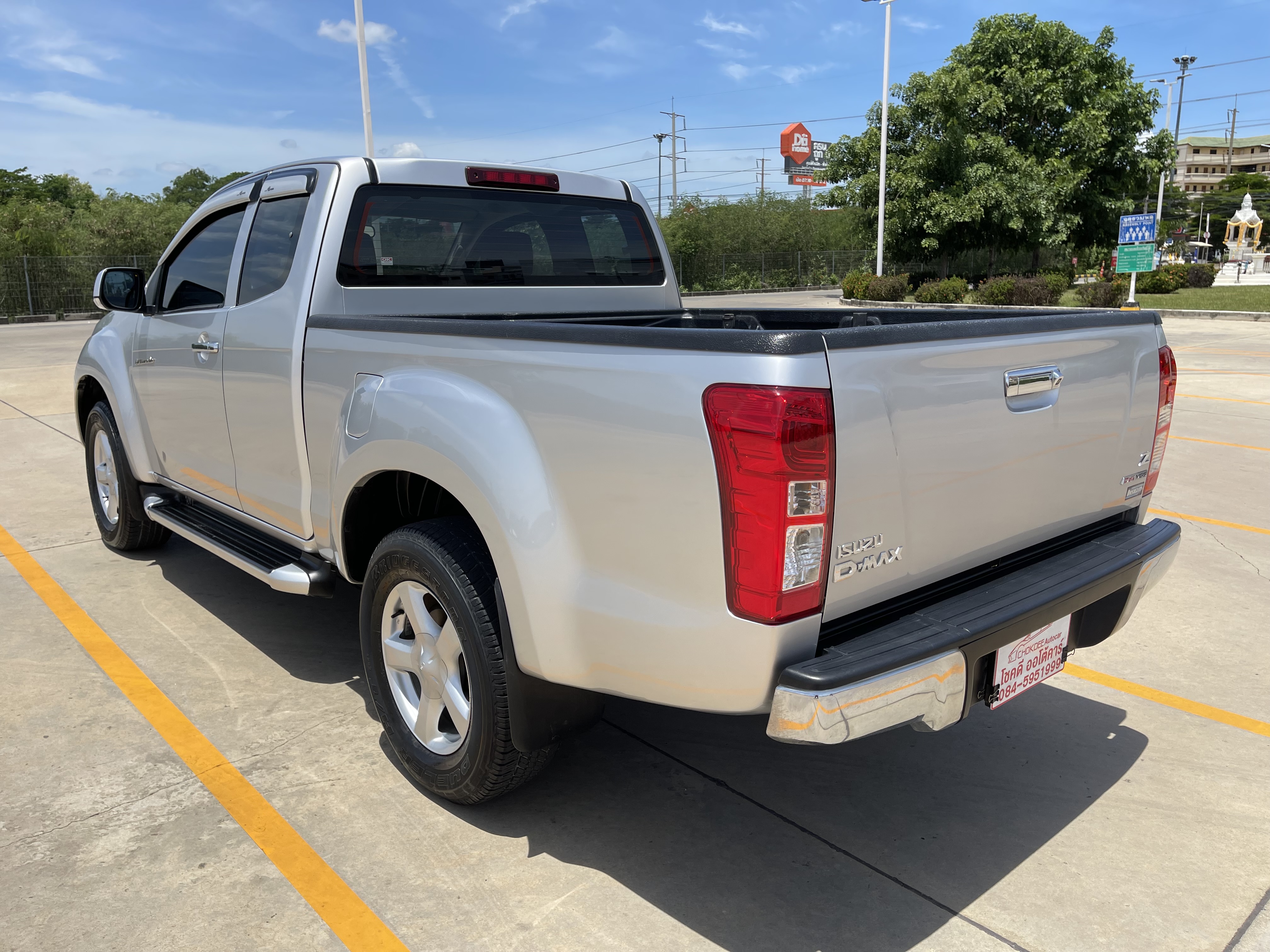 Isuzu Dmax All New Cab Hilander 2.5 Vgs Z Dvd 2014 เงิน