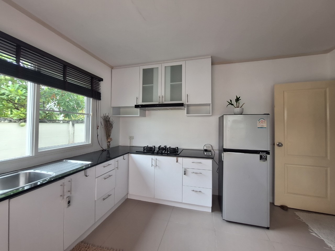 For Rent : Kohkaew, 2-story detached house, 4 Bedrooms 3 Bathrooms