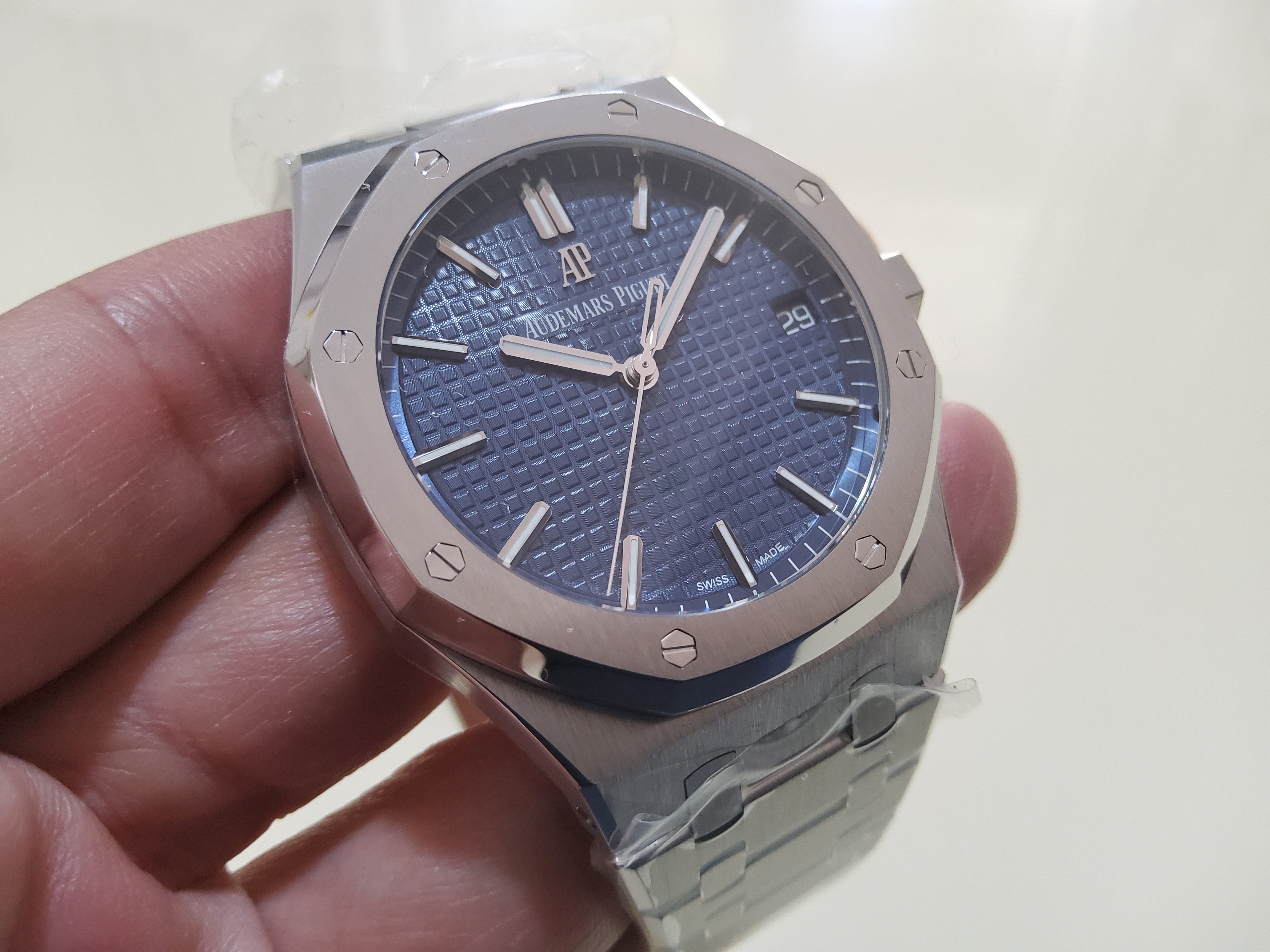 PRE-ORDER AP ROYAL OAK 15500 ST BLUE (41MM.)