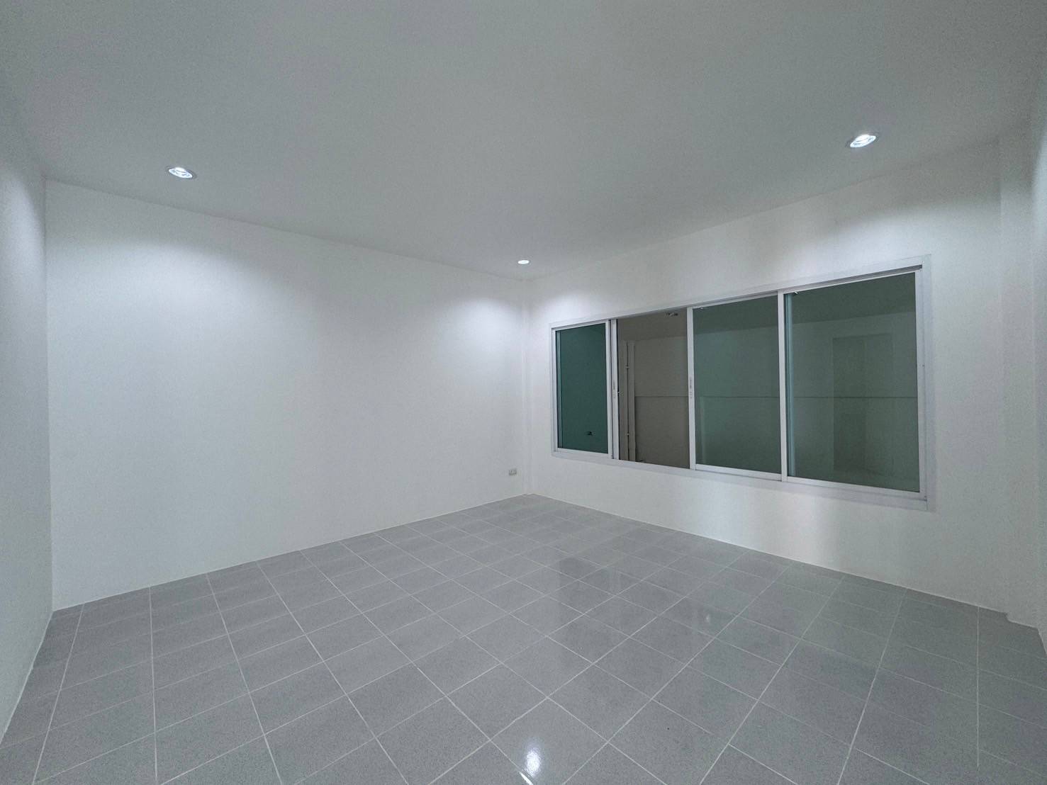 For Sale : Pakhlok, Twin House @Baan Promphun, 3 bedrooms 2 bathrooms