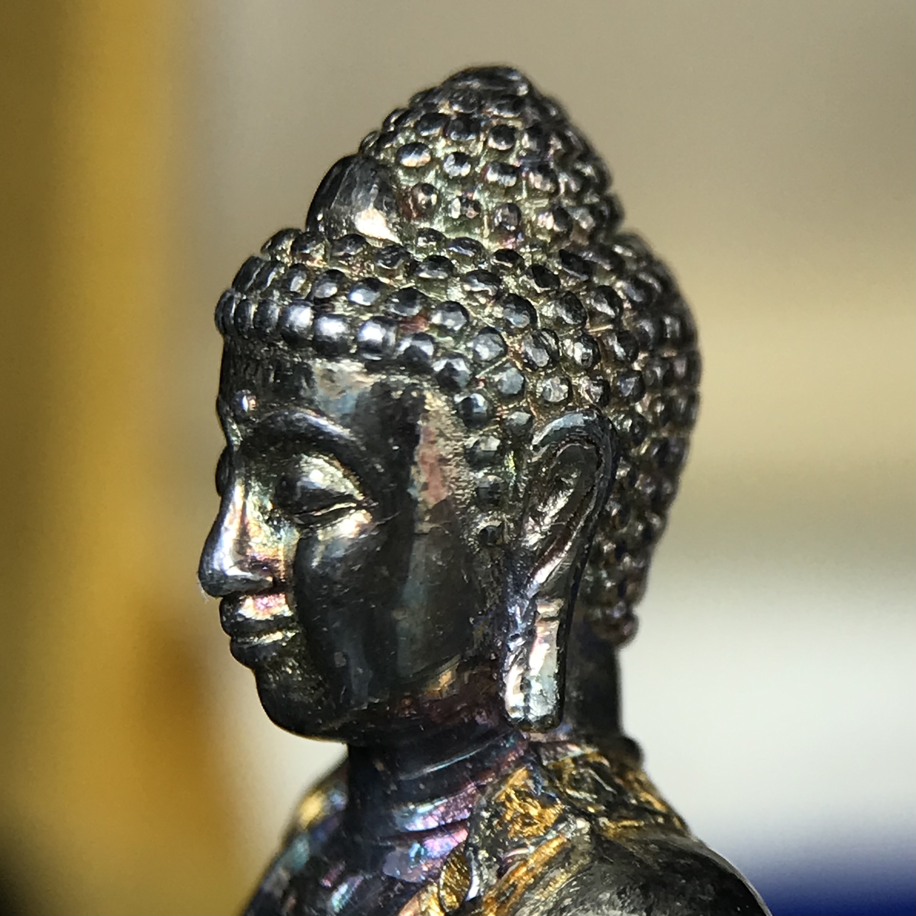 พระกริ่งจีน "ต้าเยิ่นถะ" ชุดกาญจนาภิเษกครองราชย์ 50 ปี วัดบวรนิเวศวิหาร ปี 2538 เนื้อเงินสามกษัตริย์ 99.99% สูง 3.8 ซม. (สภาพผิวสวยเดิมติดรุ้งๆ พิธีใหญ่ พุทธศิลป์งดงาม) สภาพสวยเดิมพร้อมกล่องบรรจุเดิม ***ตอกโค๊ดหมายเลข ๖๒๙๒***