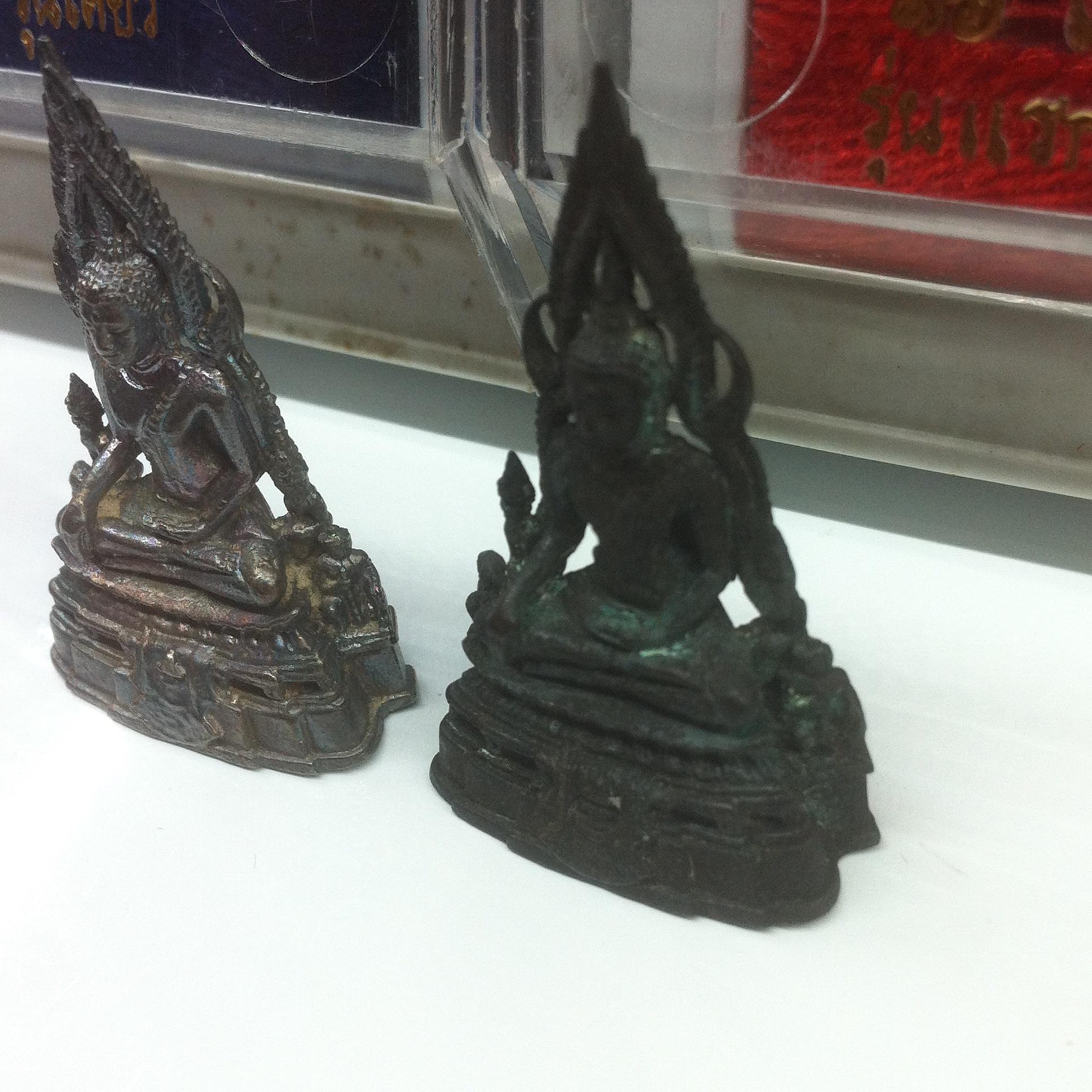 พระกริ่งพระพุทธชินราช รุ่น พระมาลาเบี่ยง ปี2520 เนื้อนวะ+เนื้อเงิน