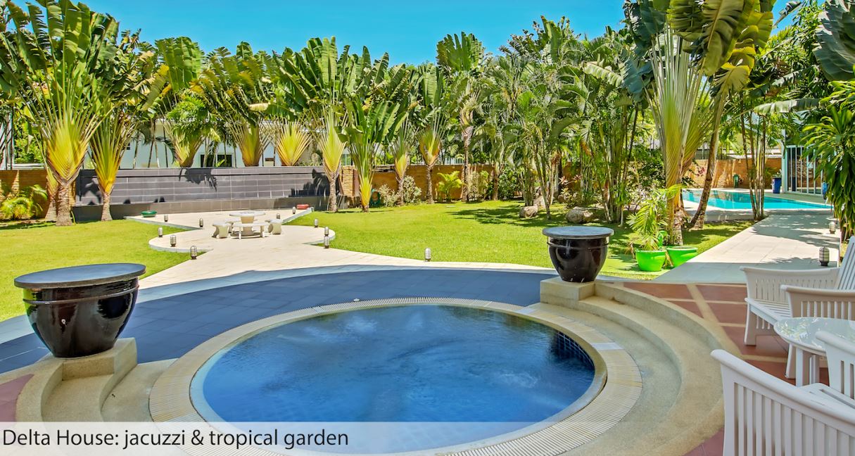 For Rent : Thalang, Luxury Private Pool Villa , 5 bedrooms 5 bathrooms. Garden View.