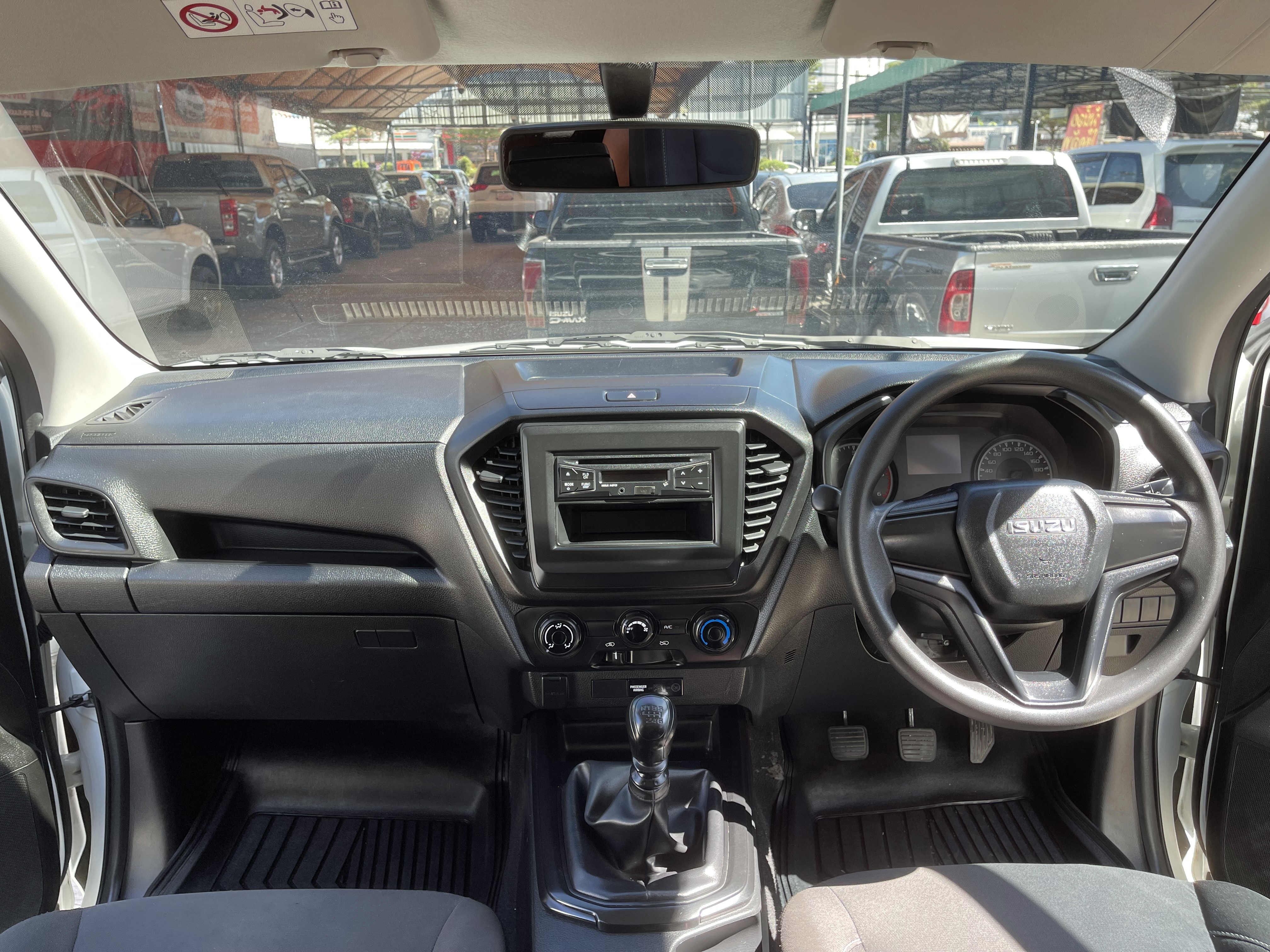 Isuzu Dmax All New 4ประตู 1.9 S Abs 2020 ขาว