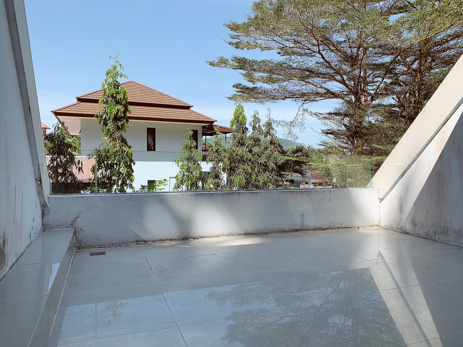 For Rent : Kathu The Green Golf Residence Condominium Studioroom 60 Sq.m 2nd Floor, Green view