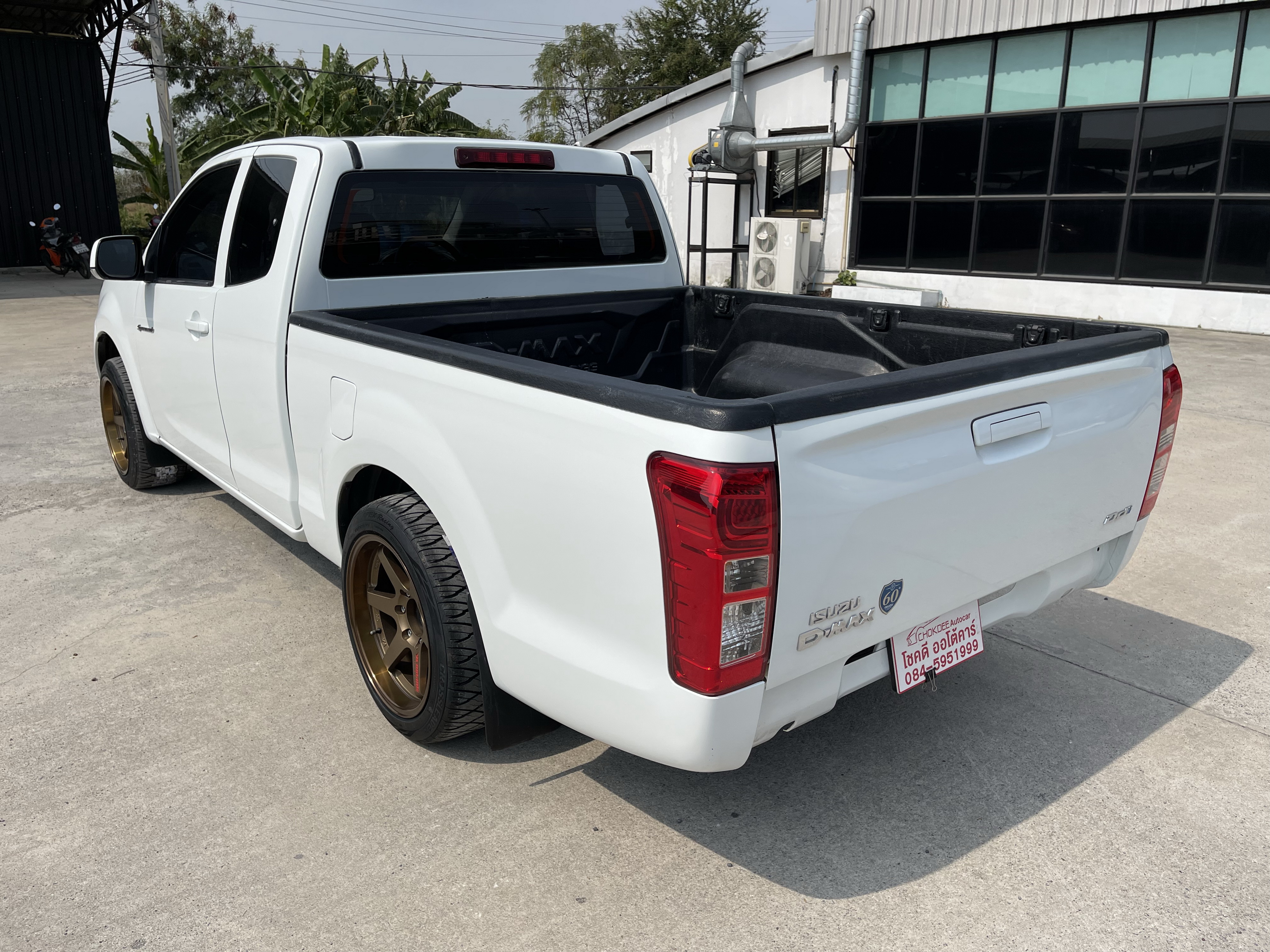 Isuzu Dmax All New Cab 1.9 L 2017 ขาว