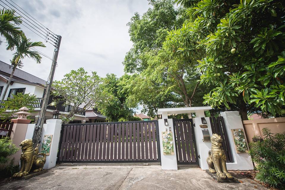 Phuket Chalong Beautifyl Private Pool Villa for Rent