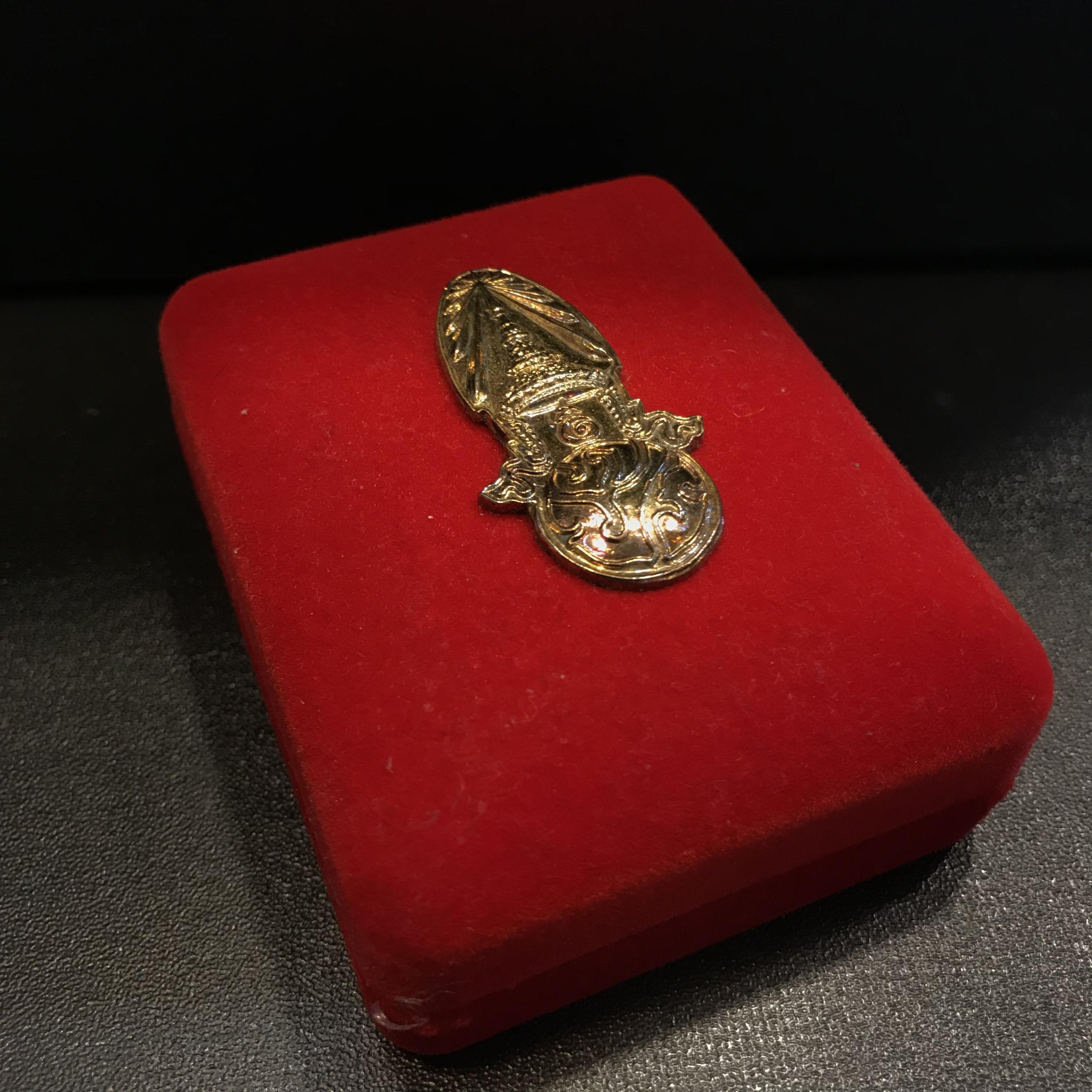 พระกริ่ง-พระชัยวัฒน์ ปวเรศ ปี2530 วัดบวรนิเวศราชวรวิหาร(ในหลวง ร.9 เสด็จเททอง)(บรรจุเส้นเกษาในหลวงรัชกาลที่9)