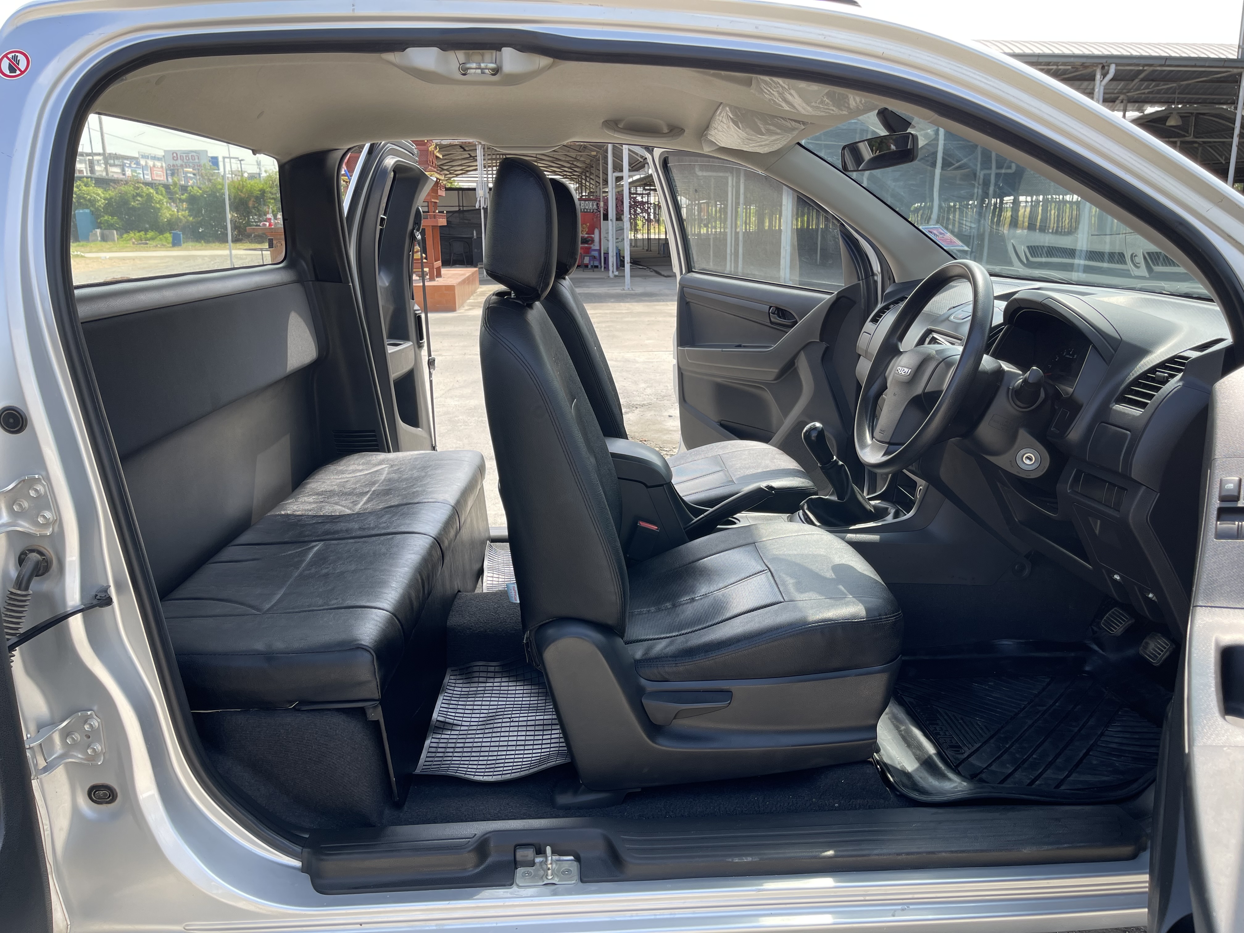 Isuzu Dmax All New Cab 2.5 S 2015 เงิน