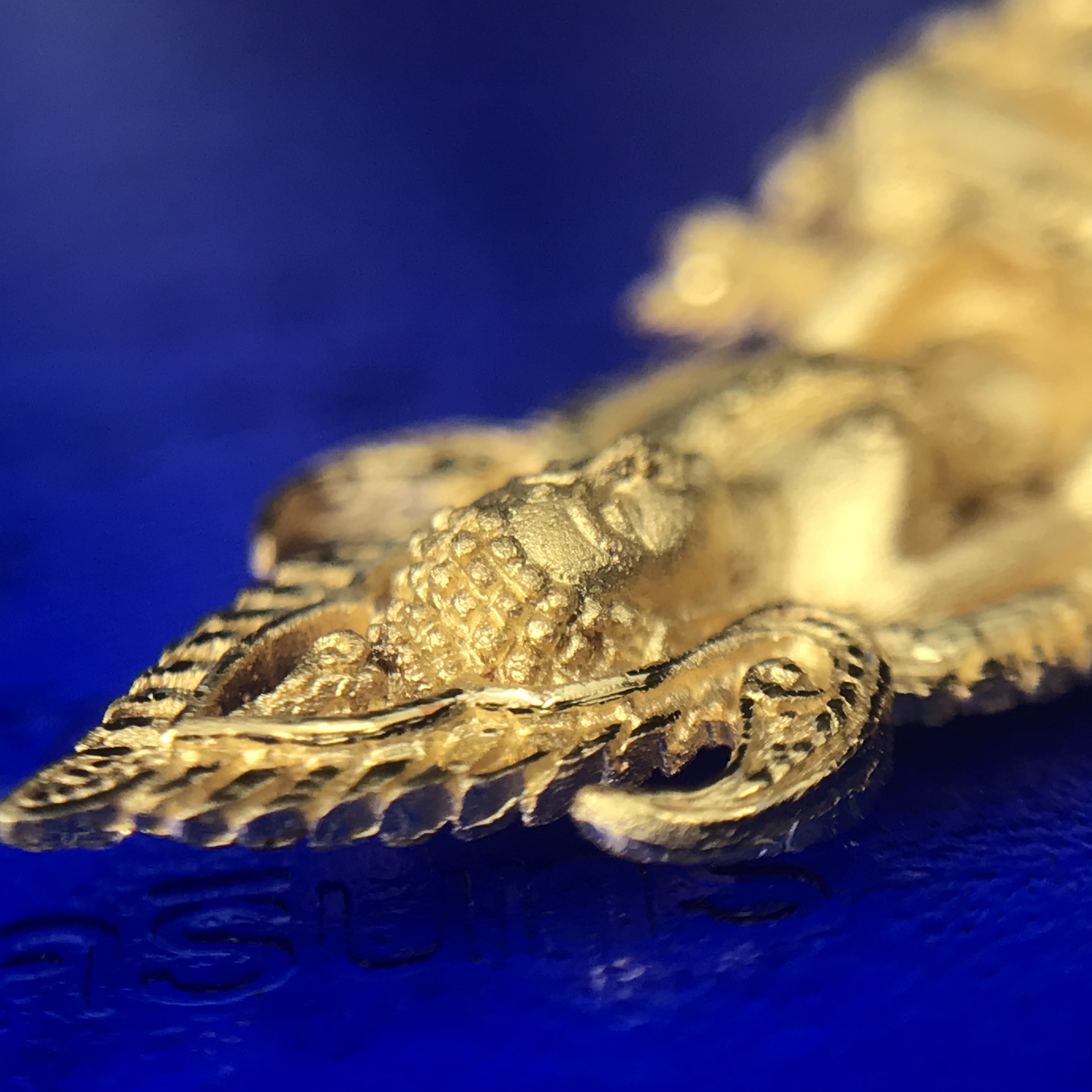 พระพุทธชินราช ภปร. โครงการ เพราะแผ่นดินนี้คือแผ่นดินเกิด ปี2551 เนื้อทองคำ 96.5%(น้ำหนัก 2.6 กรัม) ขนาดหน้าตัก1/4นิ้ว (สวยงามทรงคุณค่าหายาก)1 ใน 5000องค์