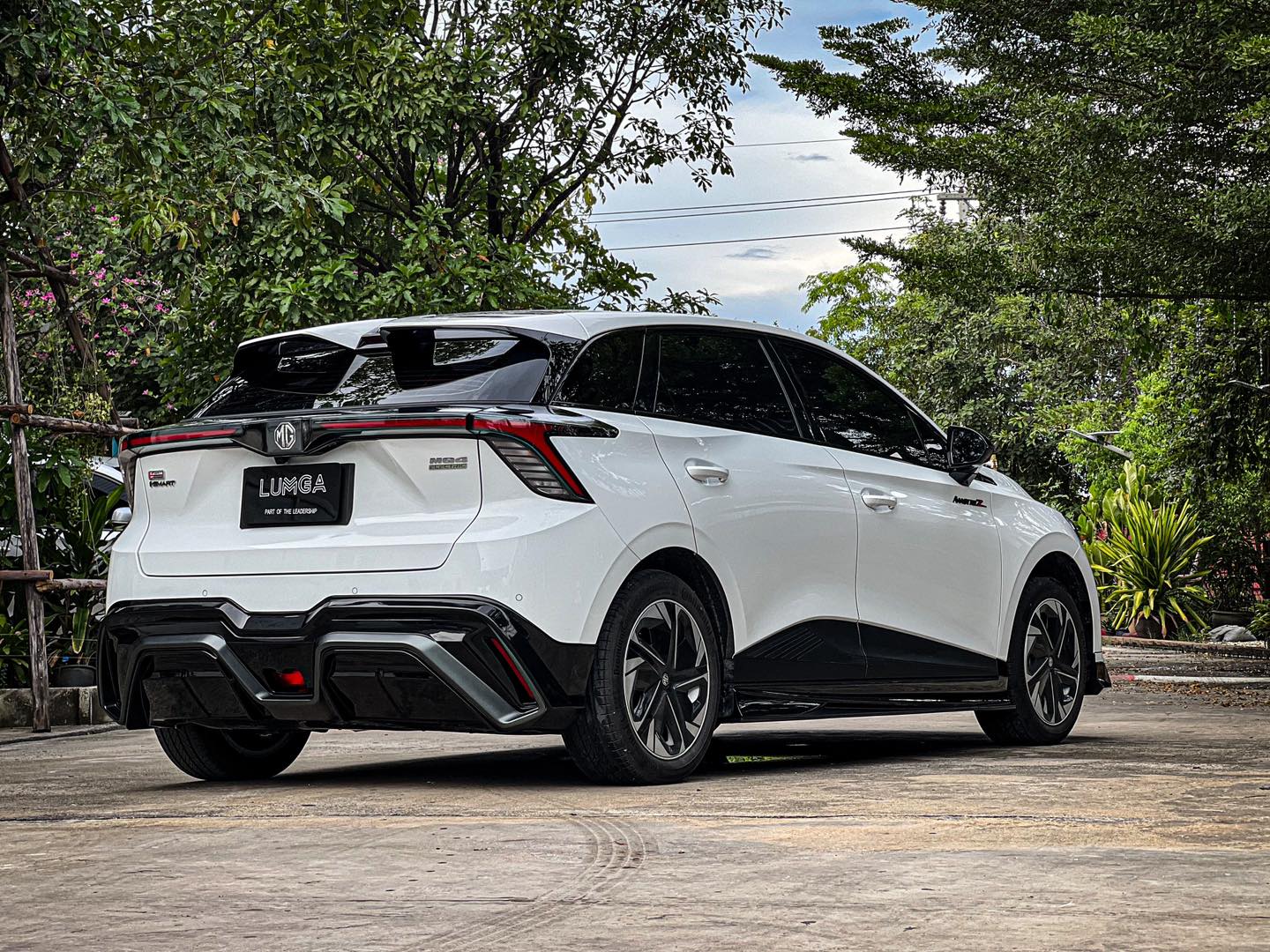 MG 4 2023 bodykits by Amotriz car bodykits