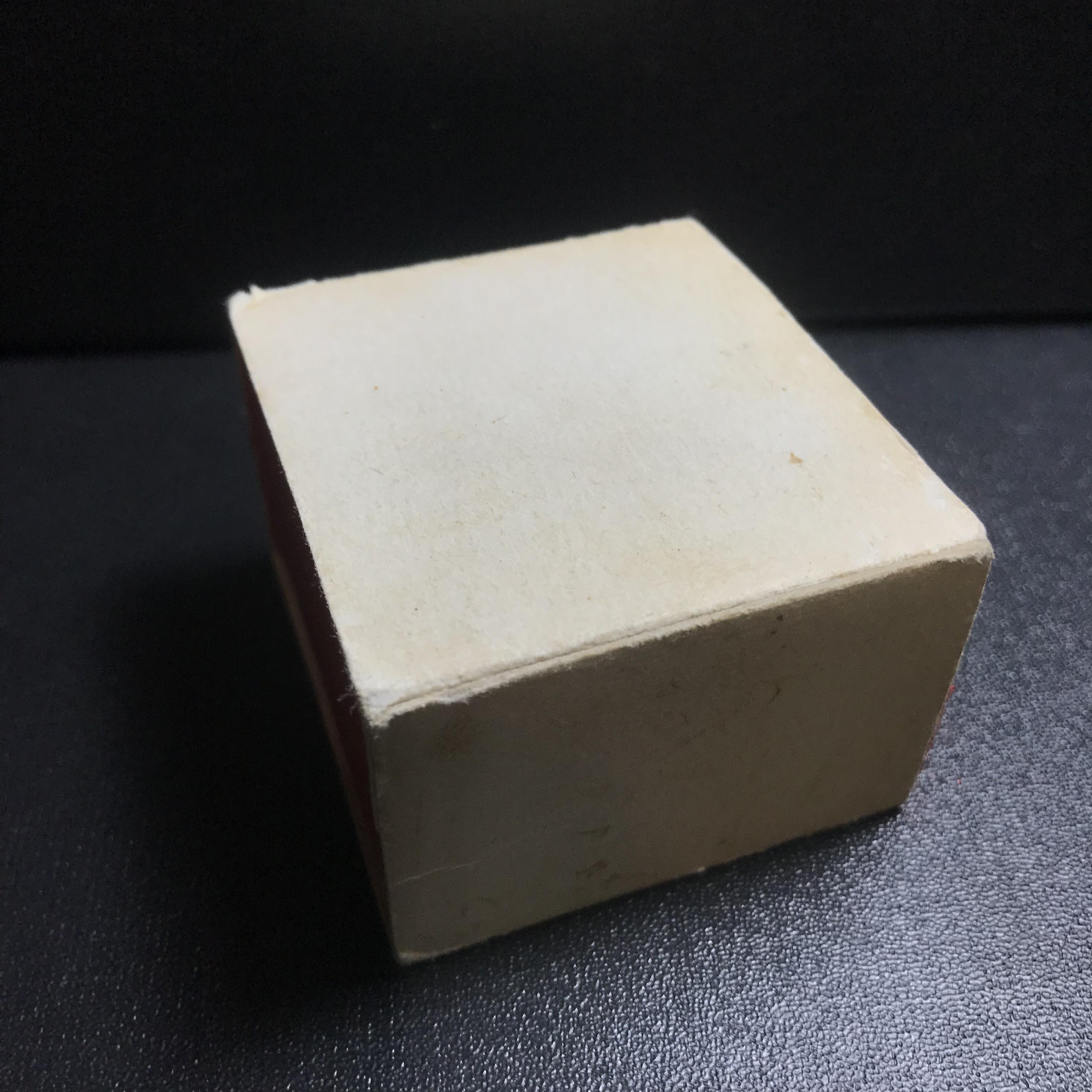 พระกริ่งไพรีพินาศ เฉลิมพระเกียรติ พระบาทสมเด็จพระเจ้าอยู่หัวรัชกาลที่9 พระชนมพรรษา 6 รอบ ปี2542เนื้อนวโลหะผสมทองคำ(บรรจุเหล็กไหล)ดีนอก-ดีใน