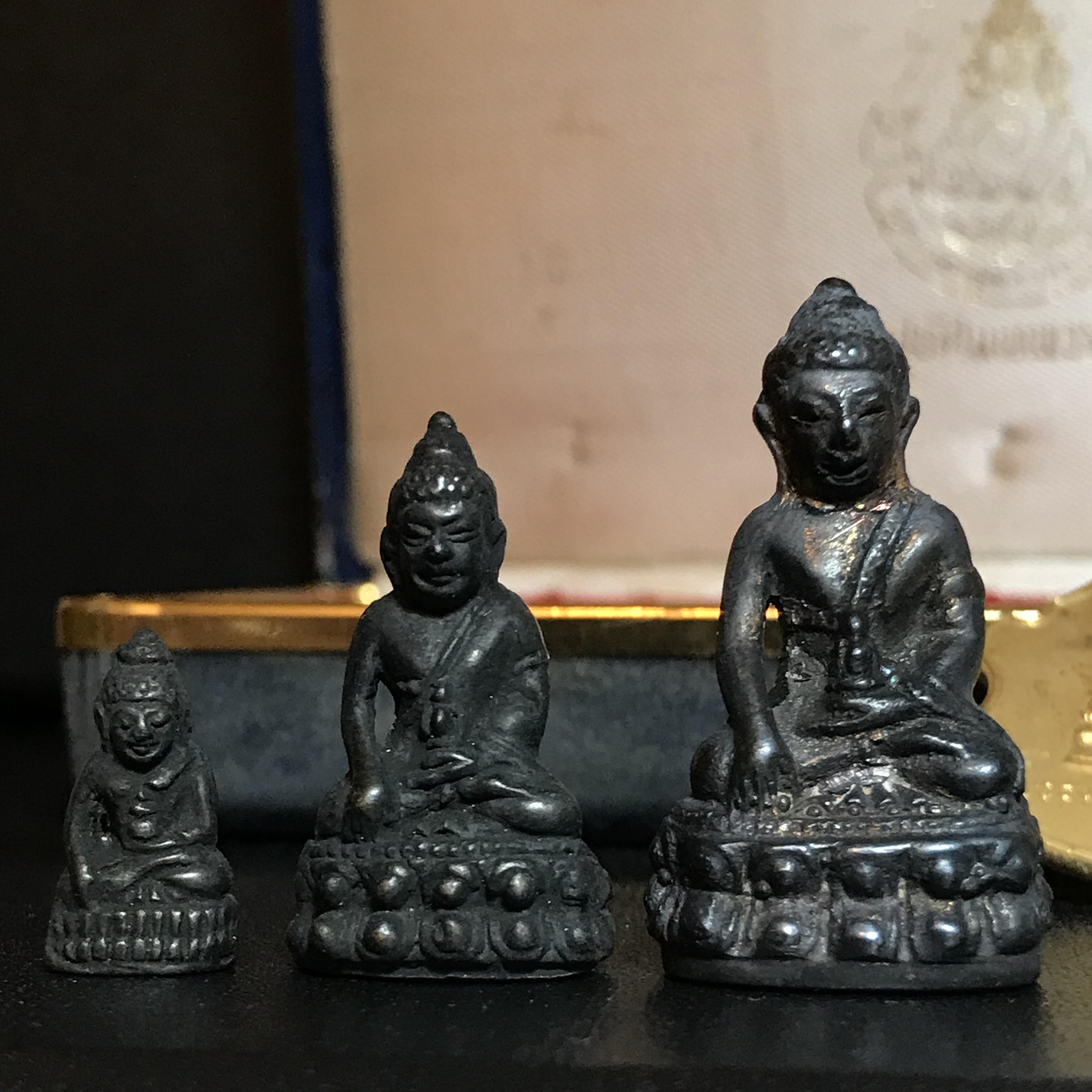 พระกริ่งศรีศากยมุนี ชุดกรรมการใหญ่ วัดสุทัศน์ ปี2516(ในหลวงรัชกาลที่ ๙ ทรงเสด็จเททอง)