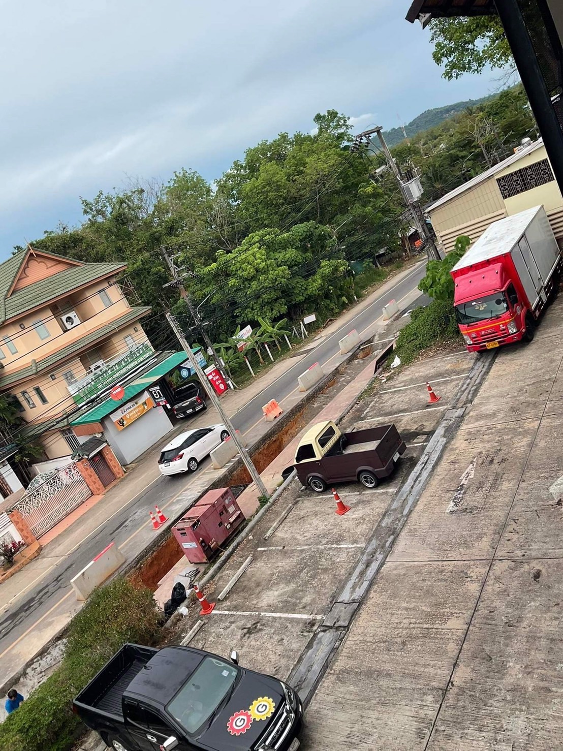 For Sales : Phuket Town Commercial Builing, 3 Bedrooms 3 Bathrooms, 31 Sqw.