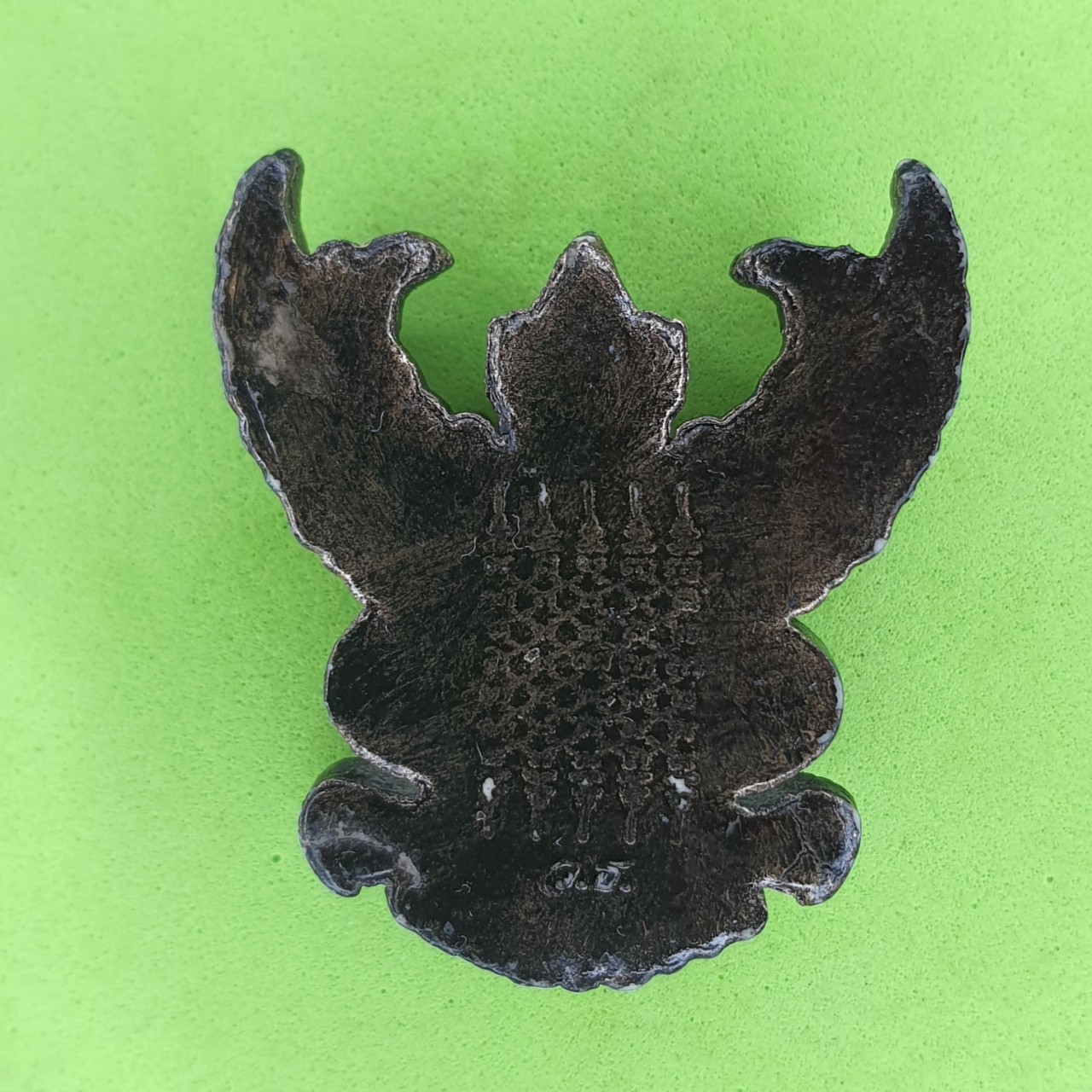 พระเครื่อง พญาครุฑห้อยคอ รุ่น รุ่งเรือง อำนาจ บารมี สีดำทำเก่า จี้พญาครุฑ พญาครุฑแท้