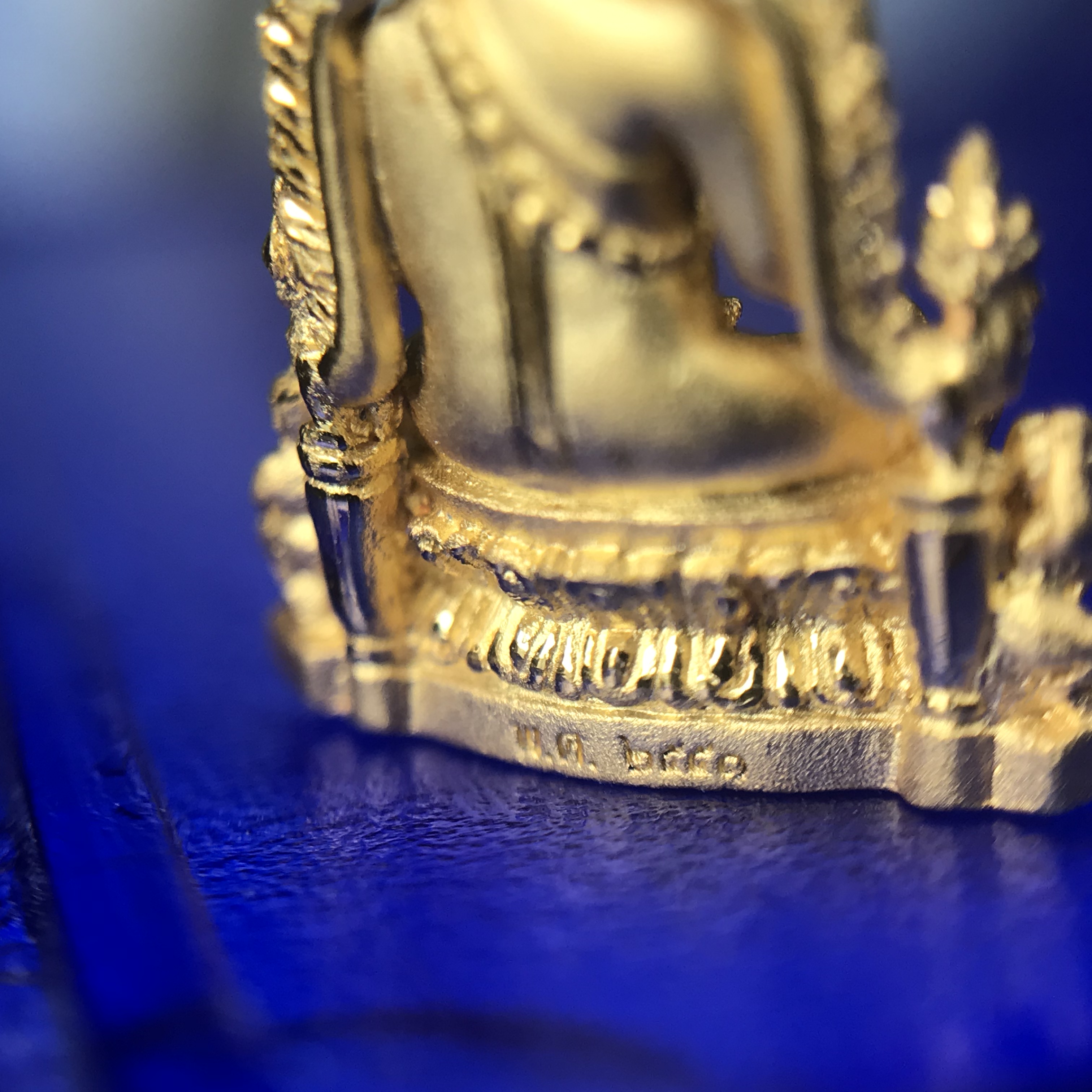 พระพุทธชินราช ภปร. โครงการ เพราะแผ่นดินนี้คือแผ่นดินเกิด ปี2551 เนื้อทองคำ 96.5%(น้ำหนัก 2.6 กรัม) ขนาดหน้าตัก1/4นิ้ว (สวยงามทรงคุณค่าหายาก)1 ใน 5000องค์