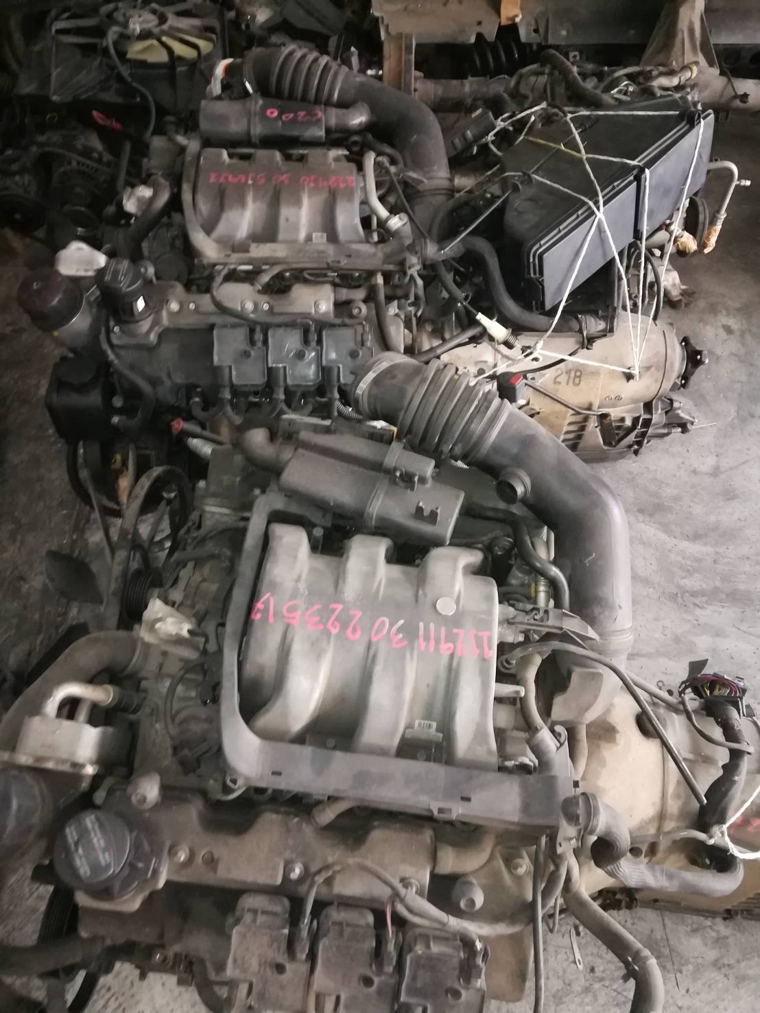 เครื่องยนต์พร้อมเกียร์ชุดวางBENZ W210