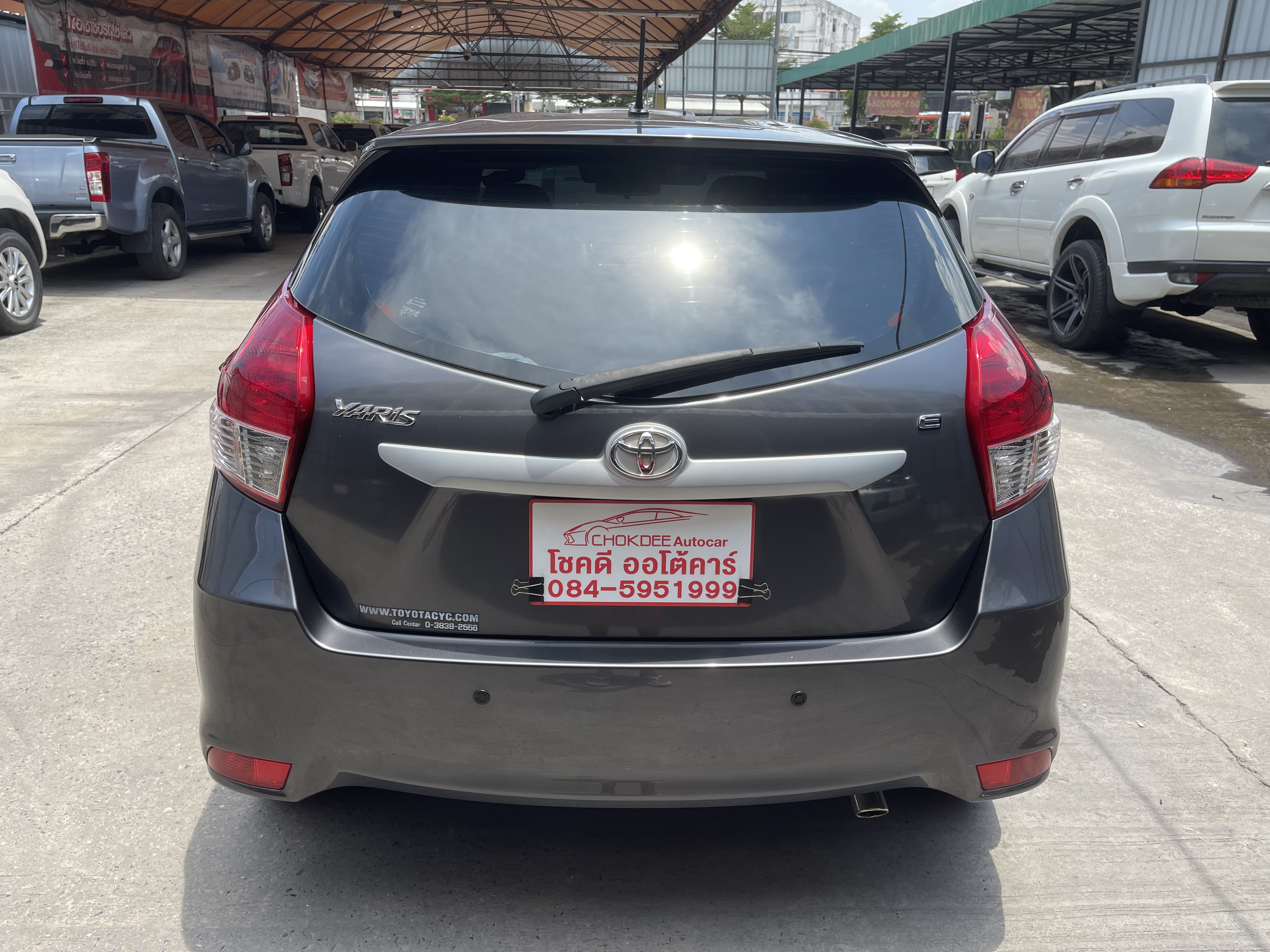 Toyota Yaris 1.2 E At 2017 เทาดำ