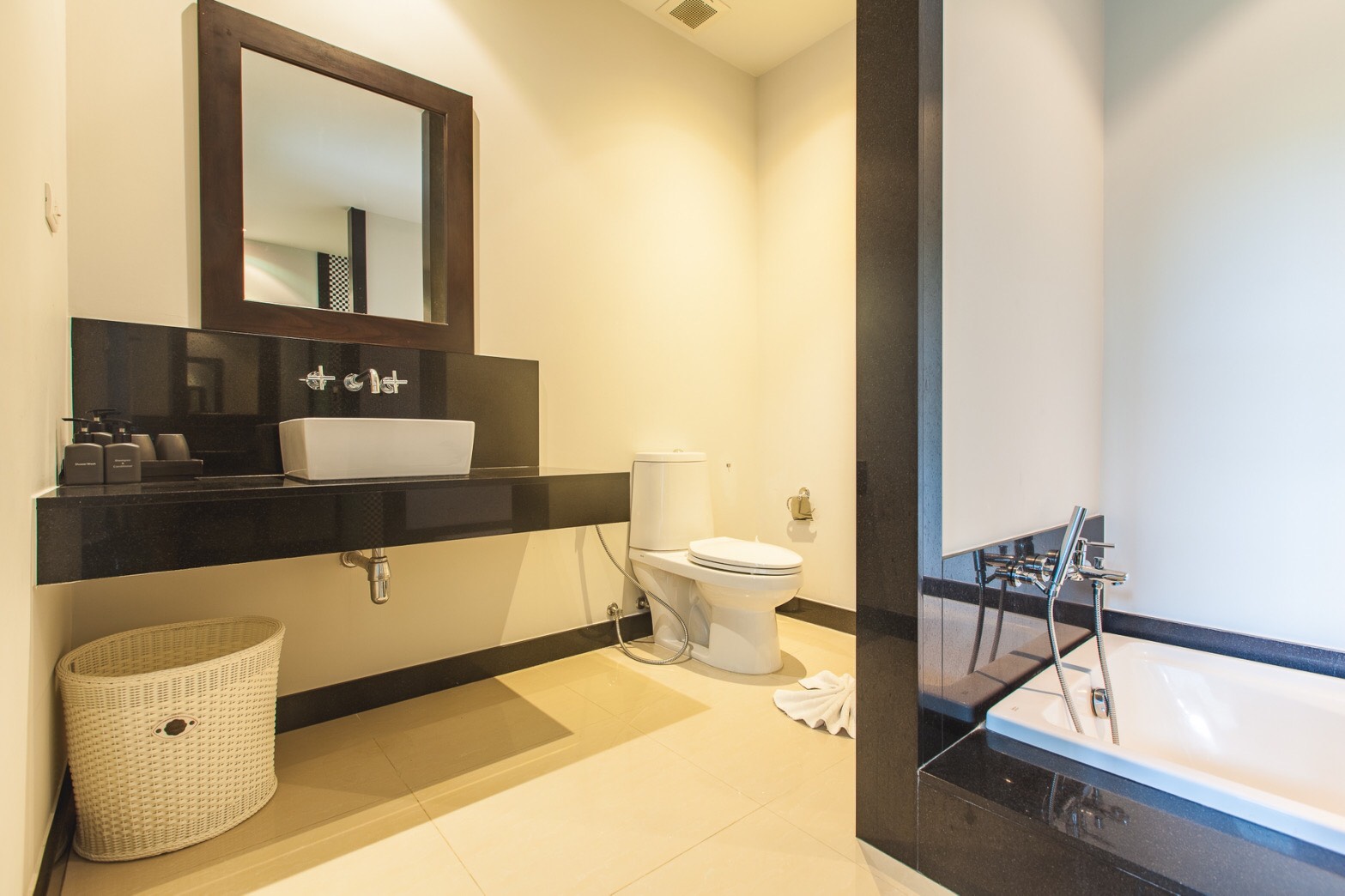 For Sales/Rent : Tropical 2 bed room pool villa Rawai beach Phuket