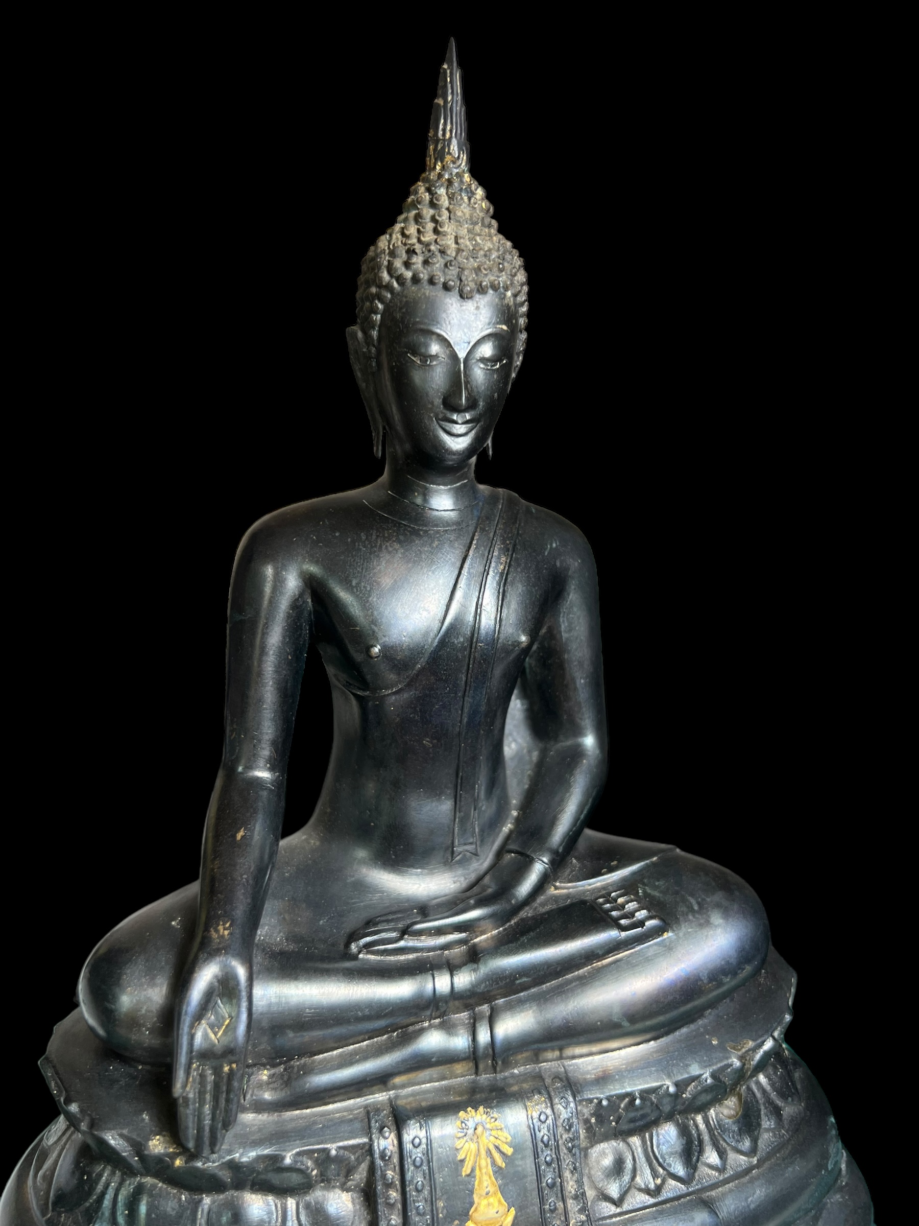 พระพุทธรูปบูชา ภปร. ปี 2508 วัดบวรนิเวศวิหาร บล็อกกษาปณ์(หนังไก่) หน้าตัก5นิ้ว(ที่สุดของพระบูชา ภปร. วัดบวรนิเวศวิหาร)องค์สภาพผิวเดิมสวยมาก ผิวรมดำ ขึ้นรุ้งๆสวยมาก (สภาพแบบนี้หายากแนะนำ)