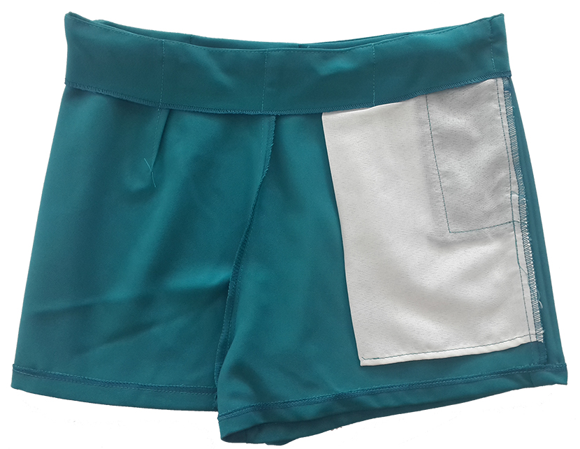 กางเกงขาสั้นเอวสูงขอบเรียบผ้าฮานาโกะ ซิปซ้าย กระเป๋าขวา สีเขียวน้ำทะเล Size S M L XL