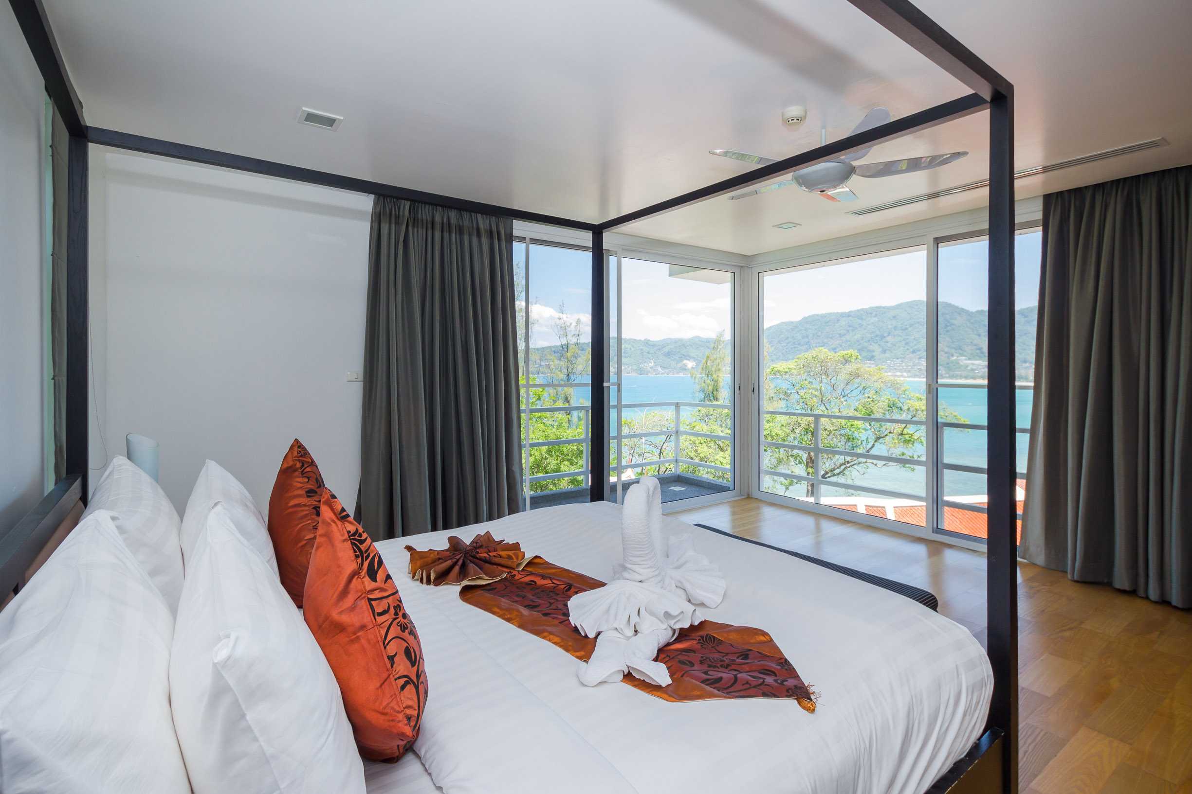 For Rent : Patong Seaview Villa, 3 bedrooms 4 bathrooms, Seaview