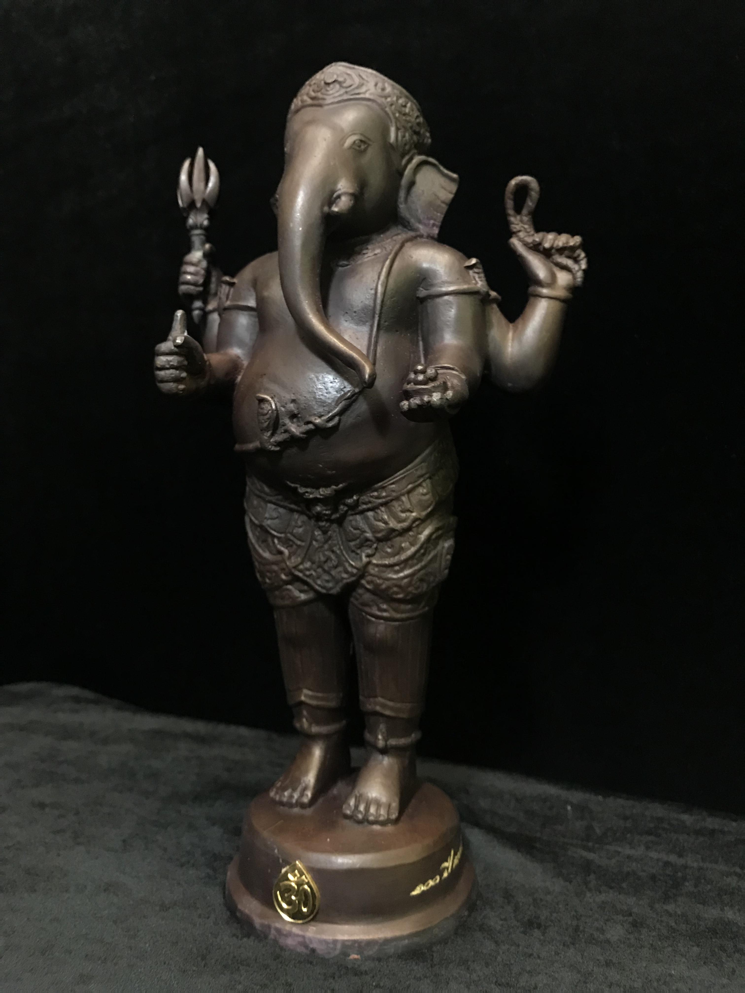 พระพิฆเนศ รุ่นครบรอบ100 ปี กรมศิลปากร ปี2556 ขนาดบูชา ปางประทานพร(องค์ยืน)สูง 10 นิ้วครึ่ง No.4006