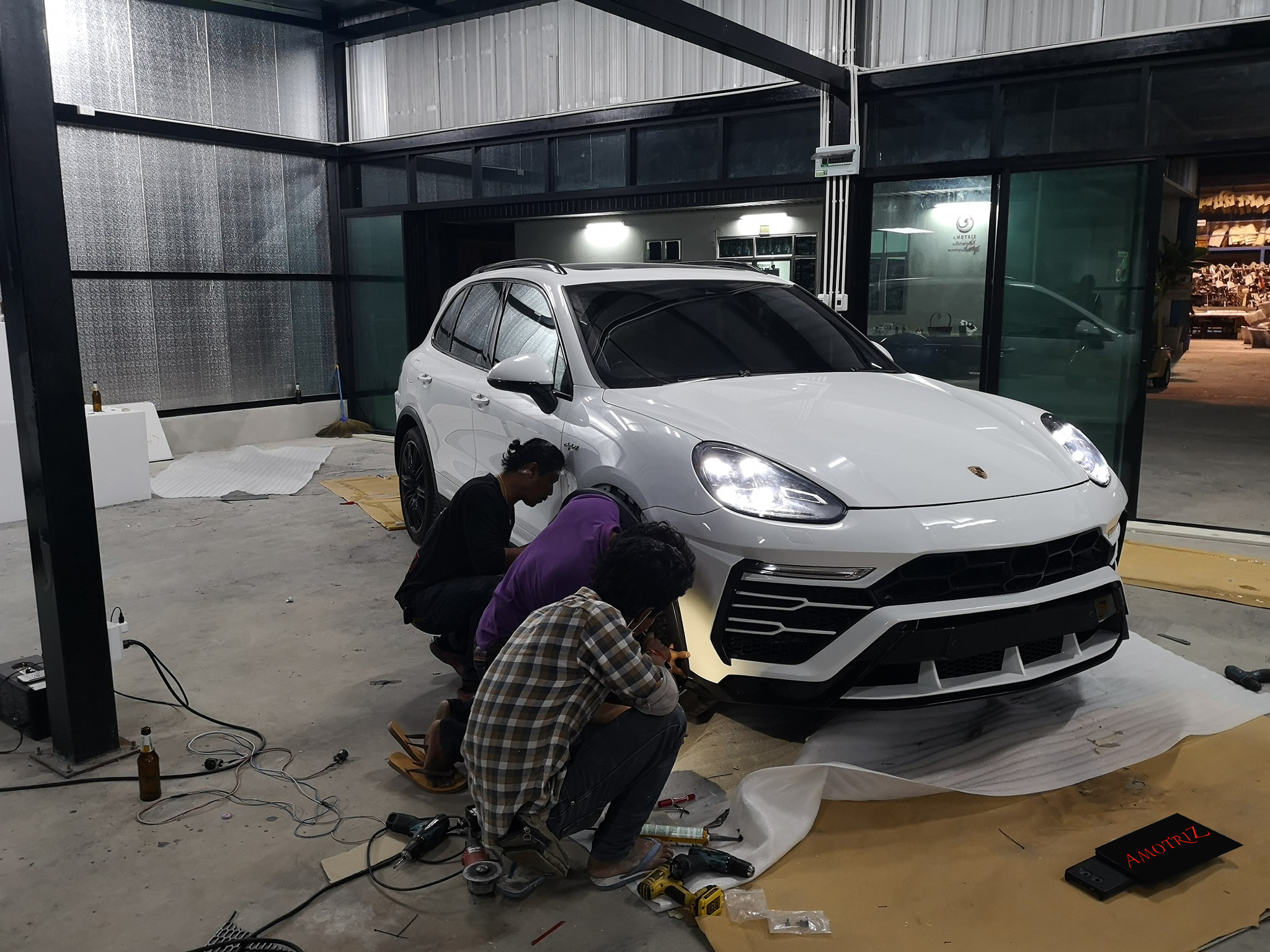 ชุดแต่งรถยนต์ Cayenne 958 2017 โดย อโมตริส