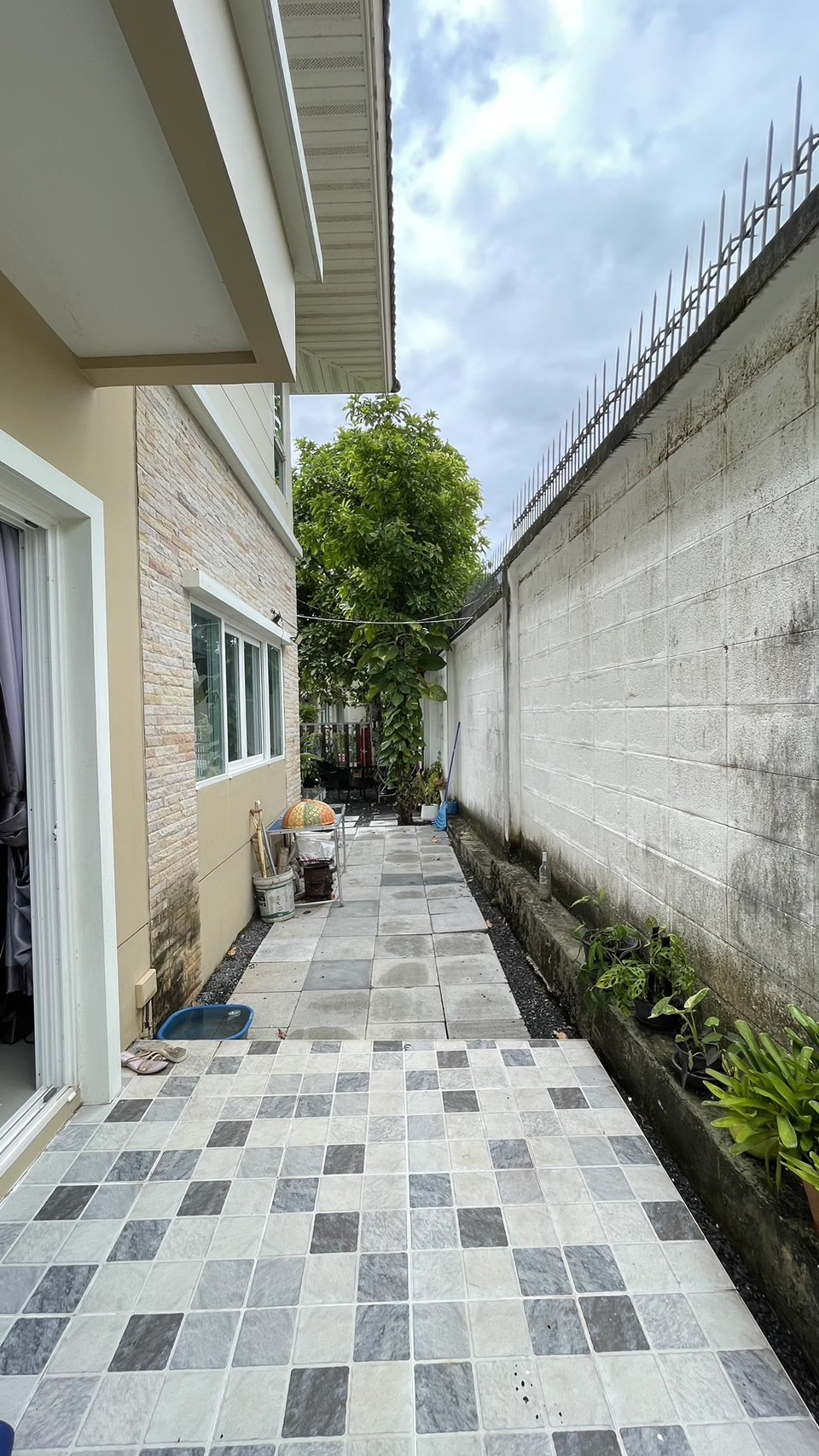 For Rent : Thalang Private House, 4 bedrooms 3 bathrooms