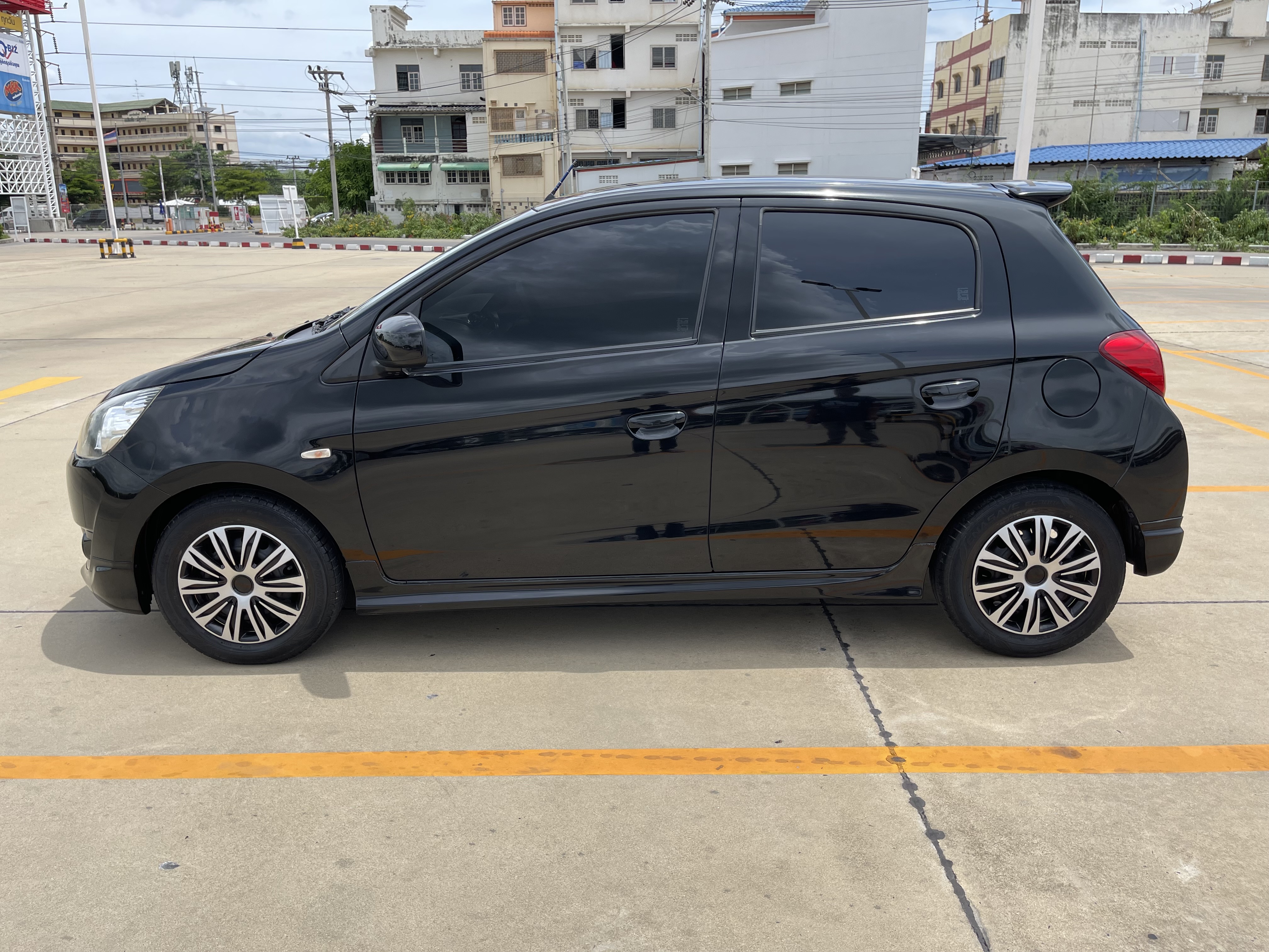 Mitsubishi Mirage 1.2 GLX At 2015 ดำ