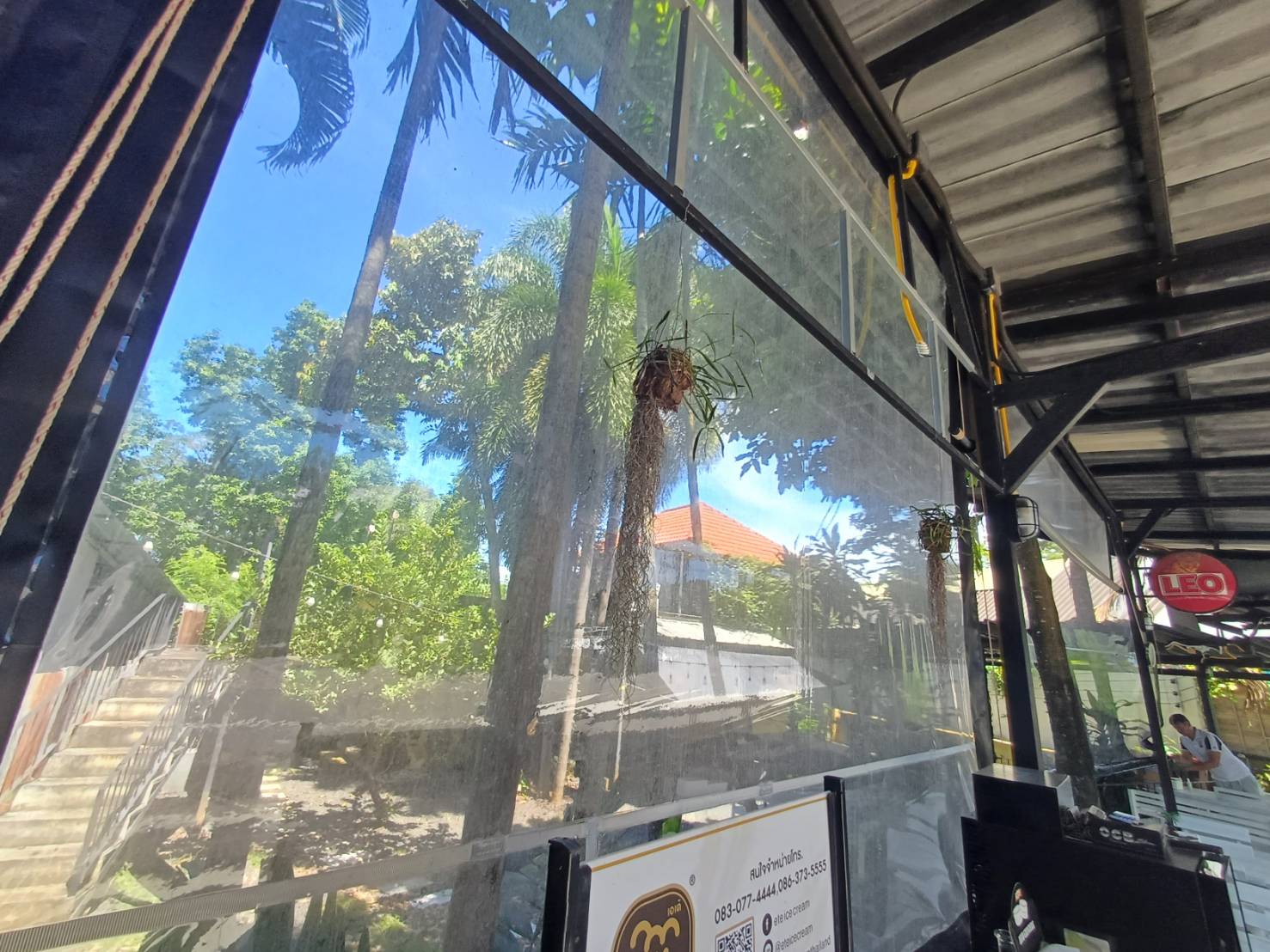 For Rent : Talat Yai, Bar&Restaurant, 2 Rooms 3 Batrooms