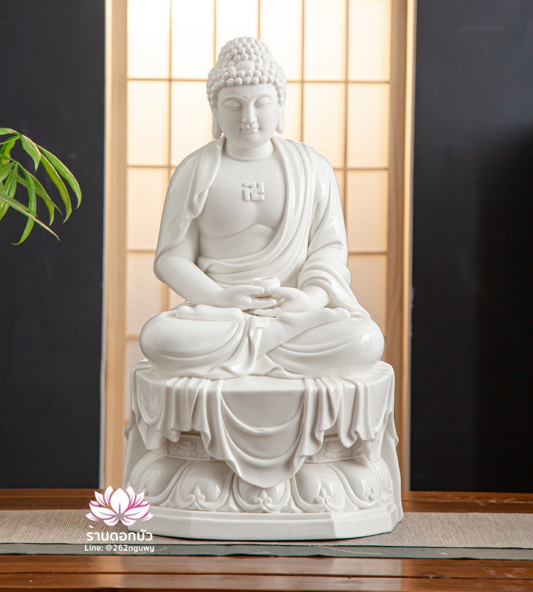 พระพุทธเจ้าและพระอัครสาวก พระมหากัสสปะและพระอานนท์ งานกระเบื้องฮกเกี้ยน สีขาวเคลือบเงา