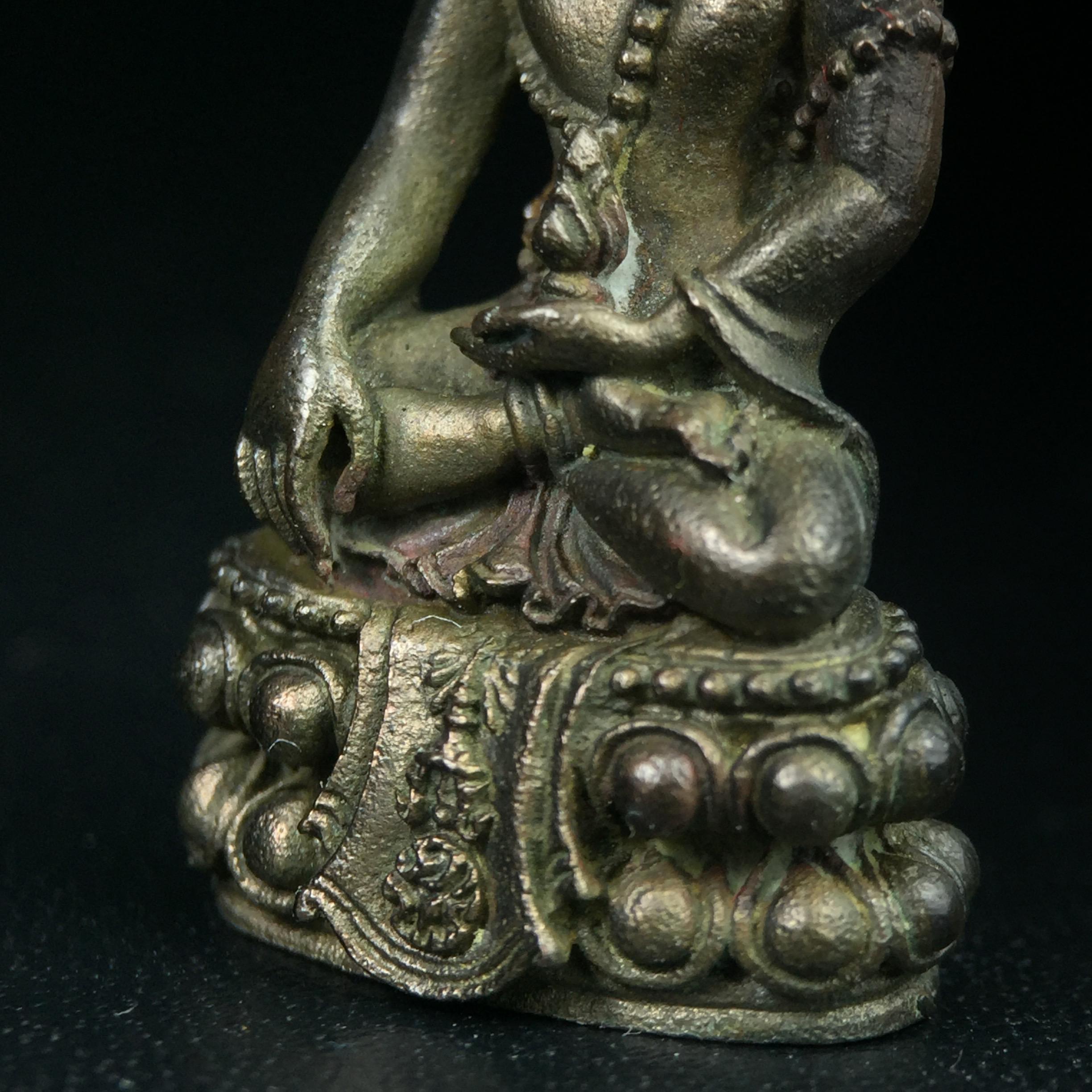 พระกริ่งศิรากาศ ภปร.(วัตถุมงคล"คุ้มเกล้าฯ") โรงพยาบาลภูมิพล เนื้อนวโลหะพิมพ์หน้าไทย (ในหลวงรัชกาลที่9เสด็จเททอง)(พิธีใหญ่)(นิยม)