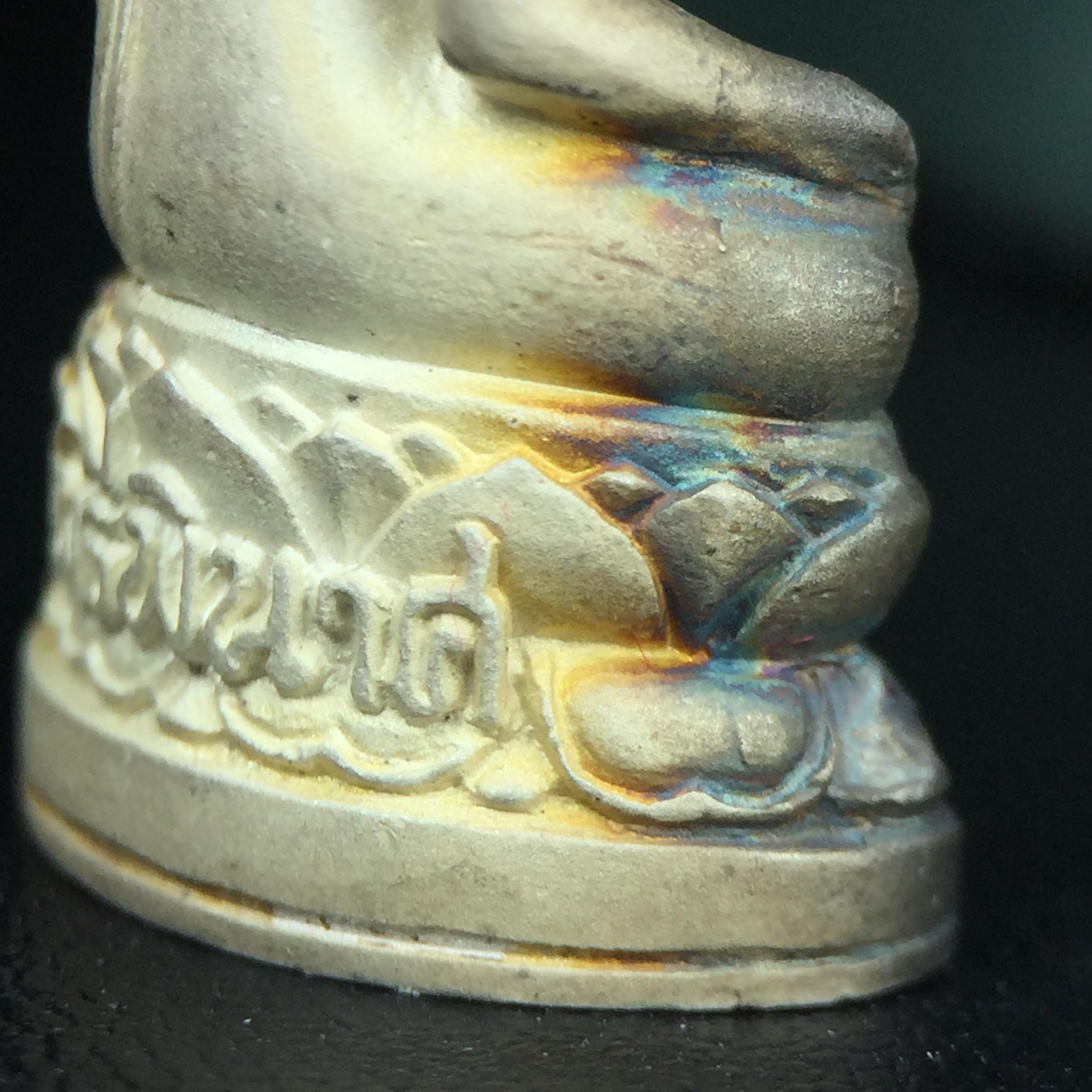 พระกริ่งไพรีพินาศ ตรากาญจนาภิเษก วัดบวรนิเวศวิหาร ที่ระลึกในหลวงรัชกาลที่9 ครองสิริราชสมบัติครบ 50 ปี เนื้อเงิน(สภาพผิวเดิม ขึ้นสีรุ้งธรรมชาติ สวยแบบนิยม)พร้อมกล่องบรรจุเดิม ครบ สมบูรณ์ ชุดพระราชทาน(หายาก)