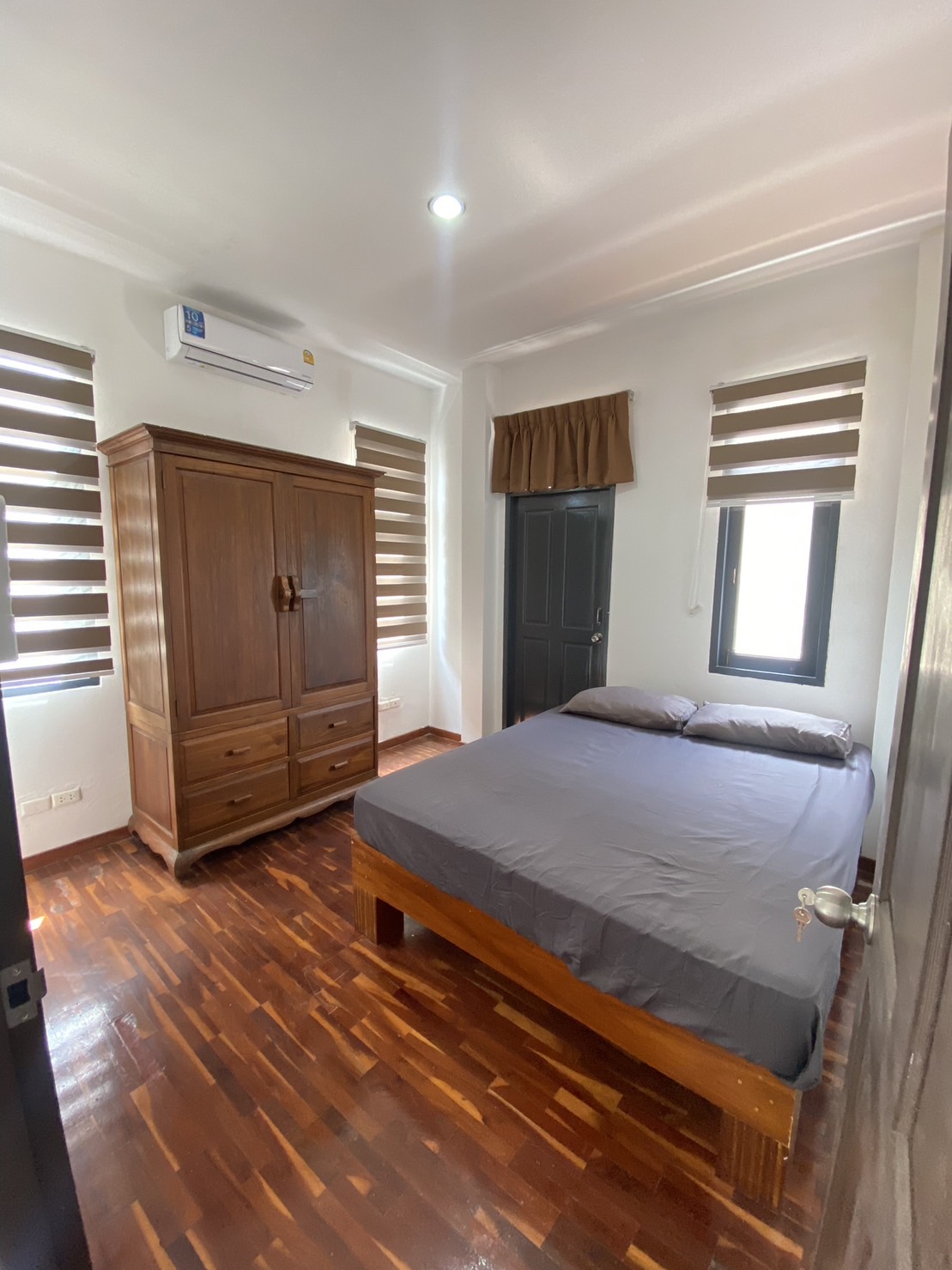 For Rent : Thalang, Private Pool Villa near Airport, 5 Bedrooms 4 Bathrooms