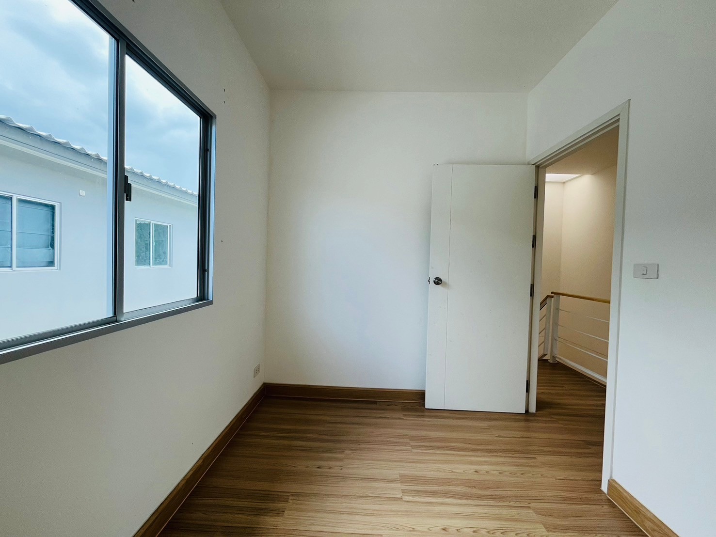 For Sales : Thalang, 2-story townhouse, 3 Bedrooms 2 Bathrooms