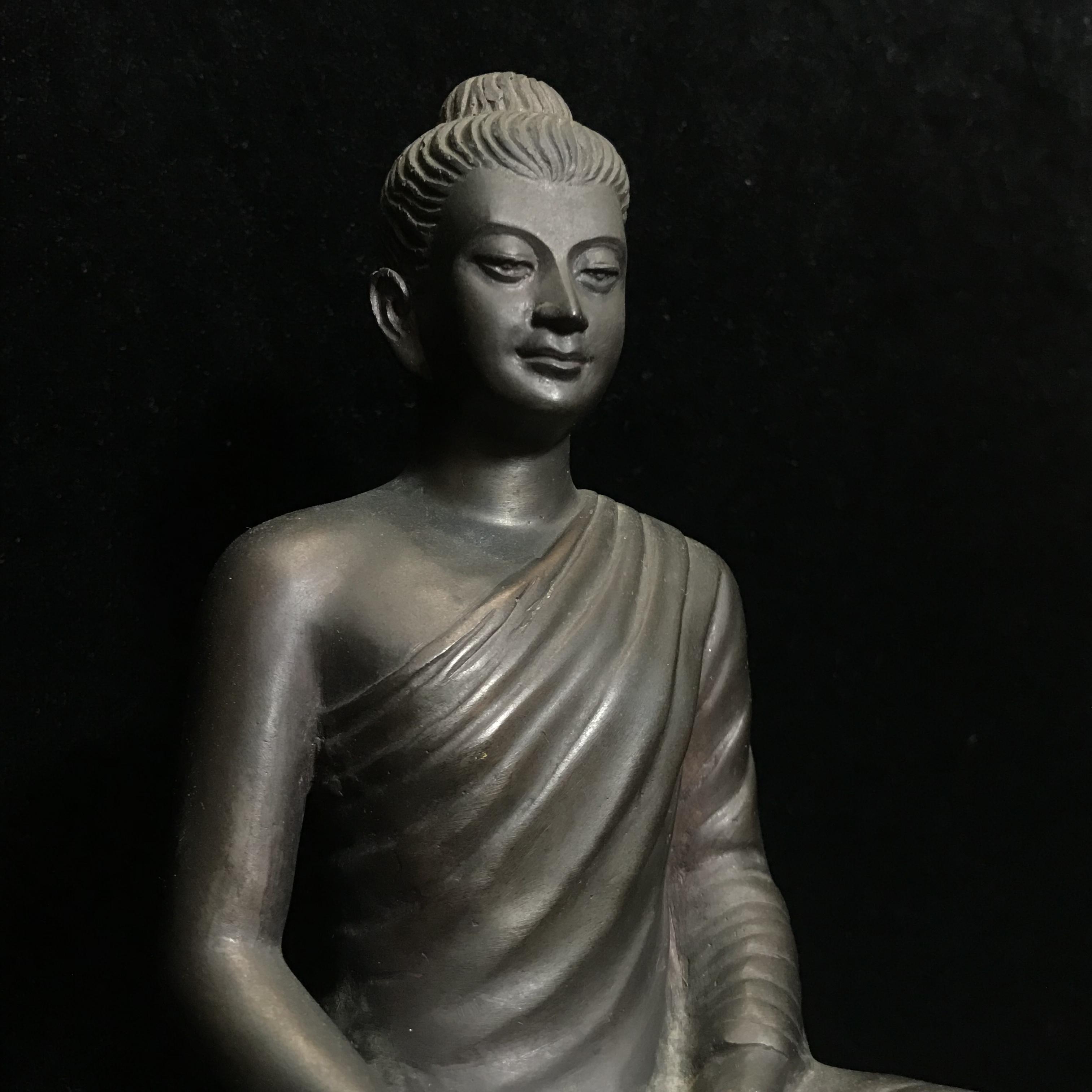 พระพุทธศรีประกายสิทธิ์ ภปร.วัดบวรนิเวศวิหาร ที่ระลึกสร้างโรงพยาบาลสมเด็จพระ ศรีนครินทร์ ปี 2525 หน้าตัก 5นิ้ว(พระราชทานเม็ดพระธาตุบรรจุใต้ฐาน)