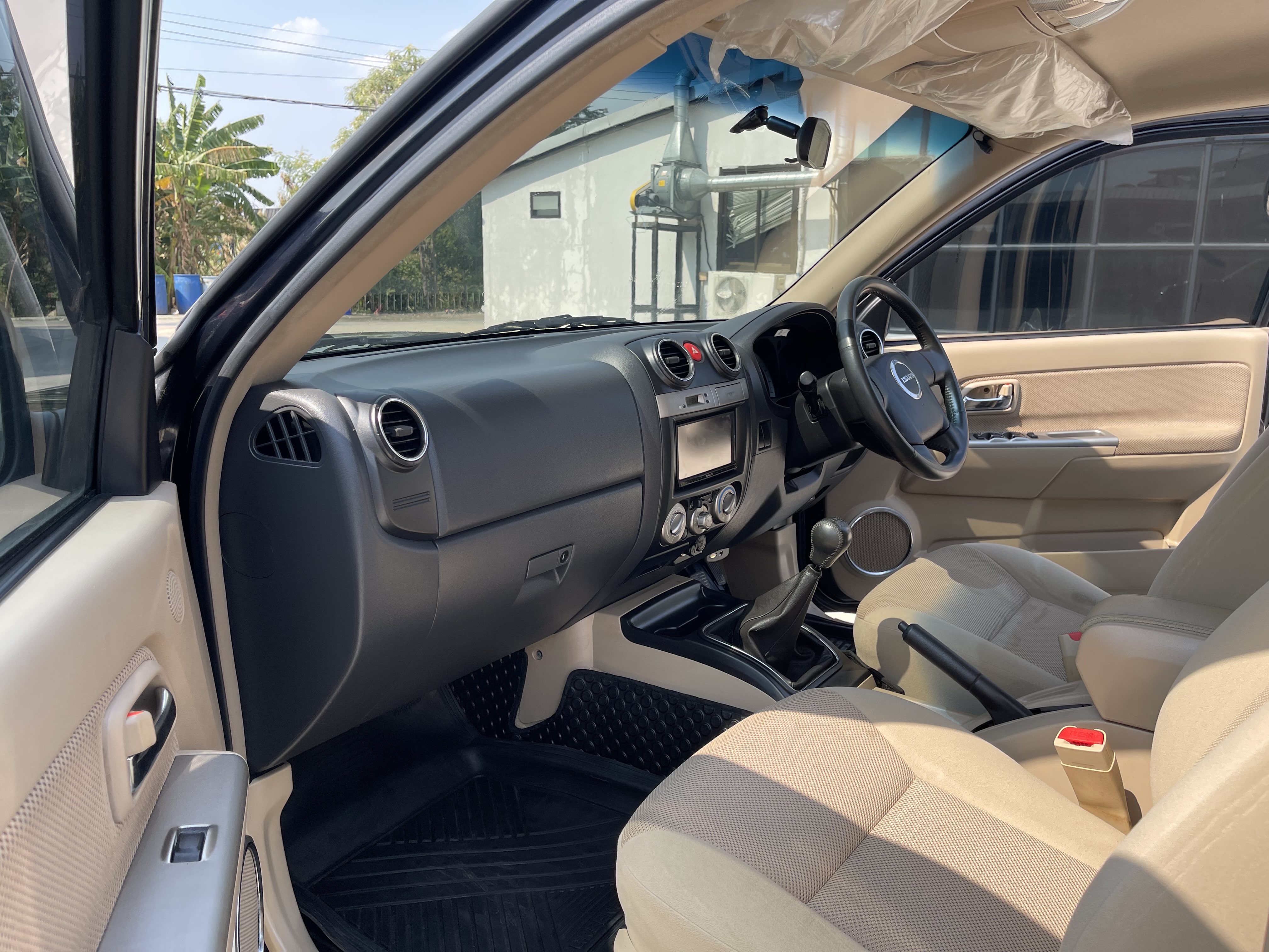 Isuzu Dmax 4ประตู Hilander 3.0 Vgs Navi 2011 ดำ