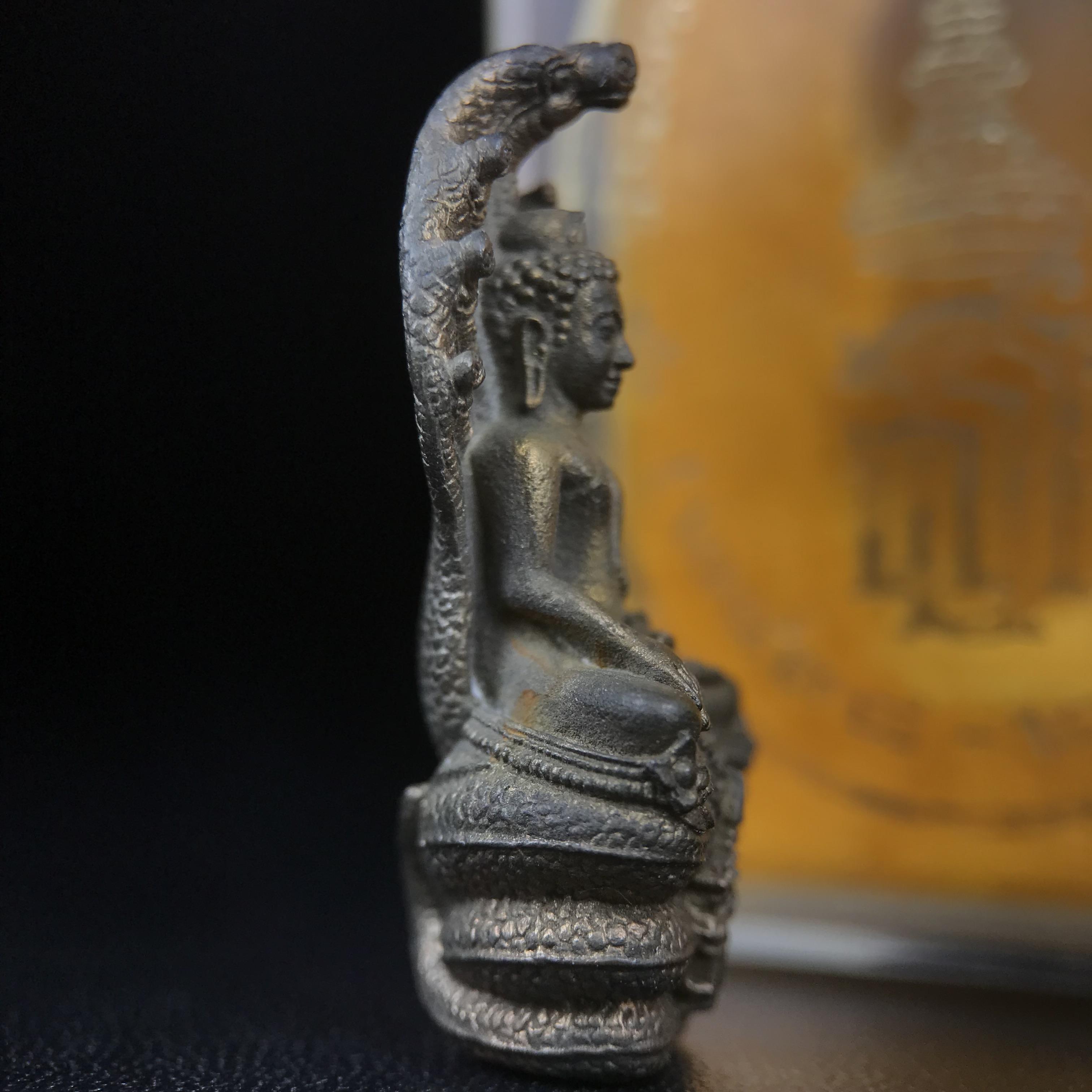 พระพุทธรูปนาคปรกปางมารวิชัย สธ. เนื่องวโรกาสสมเด็จพระเทพรัตนราชสุดาฯทรงเจริญพระชนมายุครบ 3รอบ ปี2534 พระกริ่งนวโลหะ พิธีพุทธาภิเษก ณ วัดบวรนิเวศวิหาร โดยมีสมเด็จพระญาณสังวรสมเด็จพระสังฆราชเป็นองค์ประธาน(พิธีใหญ่ มวลสารดี พุทธศิลป์งดงาม)อุดมวลสารผงจิตรลดา