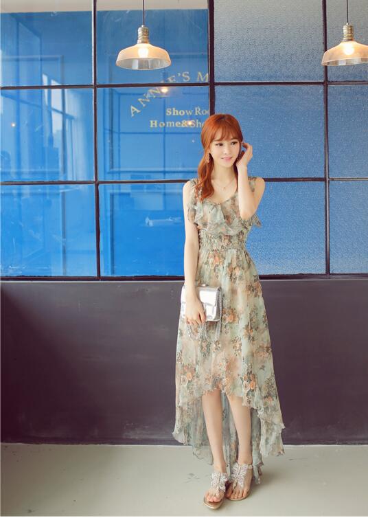 ชุดเดรสผ้าชีฟองหน้าสั้นหลังยาว คอวีระบาย สีเขียวลายดอกไม้น้ำตาลอมเหลือง สวยหวานดูดี