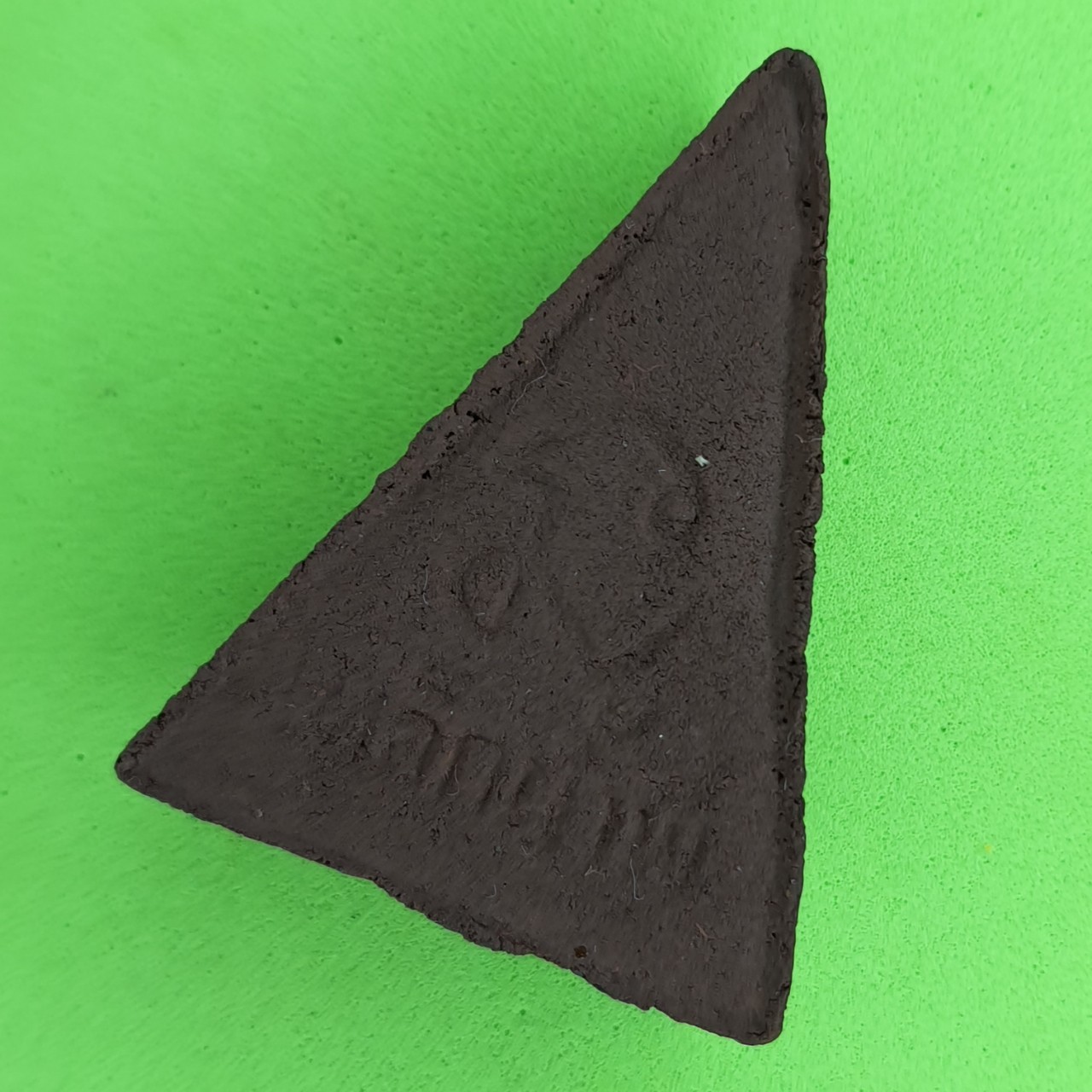 พระเครื่อง พระนางพญา เข่าโค้ง ฝังตะกรุด 100องค์ เนื้อแร่เหล็กน้ำพี้ พระนางพญาจี้ พระนางพญาแท้ จี้พระนางพญา พระแท้ ปลุกเสกแล้ว พระเครื่อง พระ พระเครื่องพระนางพญา