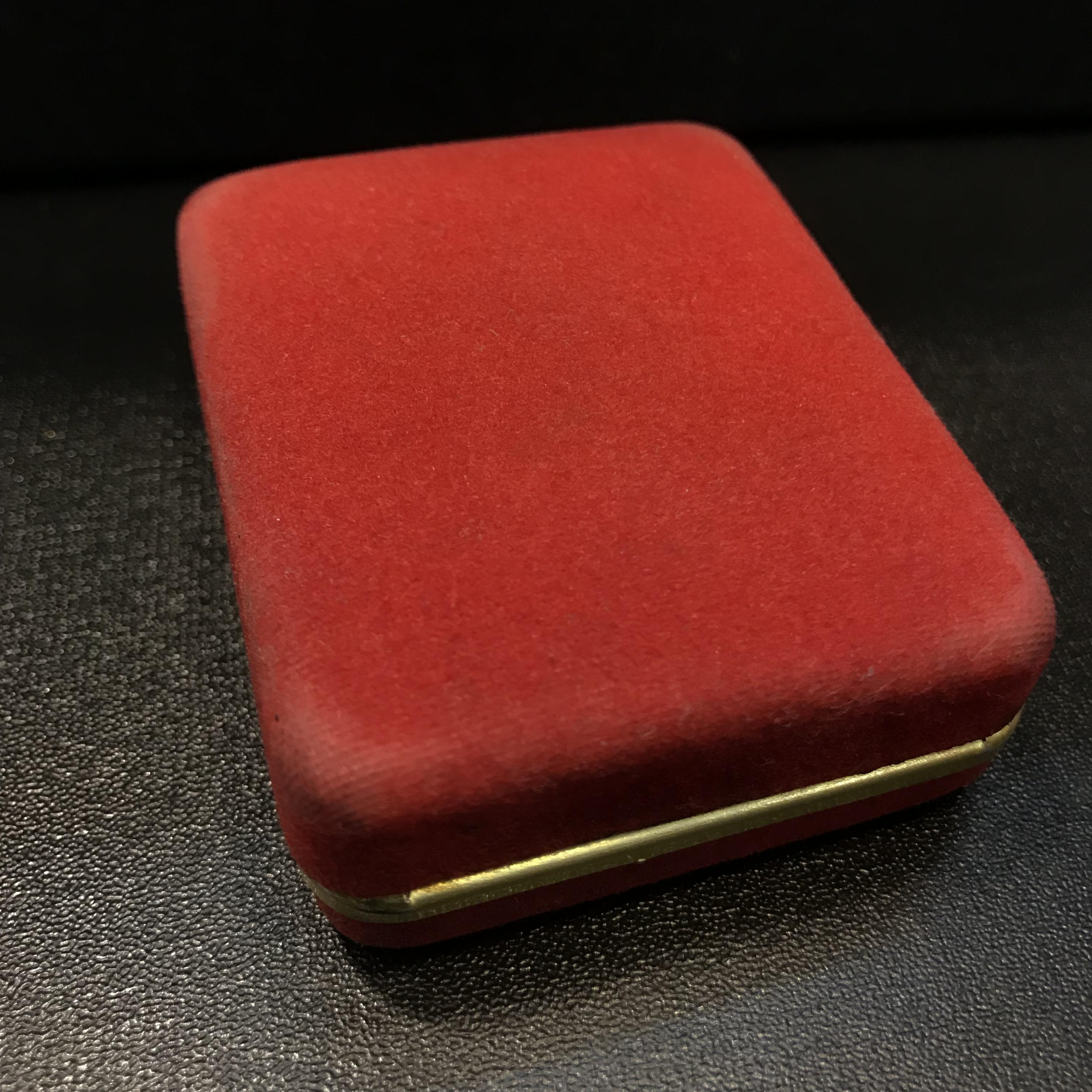 พระกริ่งไพรีพินาศ ภปร. รุ่นแรกของประเทศไทย วัดปทุมวนาราม เนื้อทองคำ ปี2535(ในหลวงรัชกาลที่9เสด็จเททอง)(สภาพสวยเดิมครบสมบูรณ์)