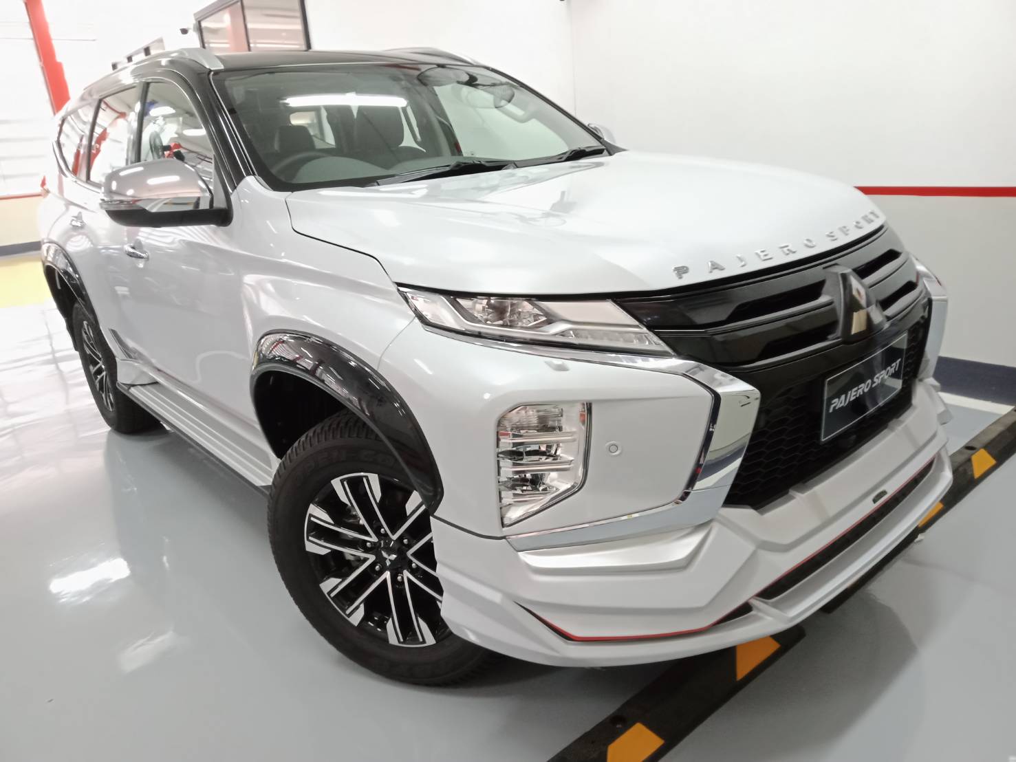 Mitsubishi all new Pajero 2019 bodykits by Amotriz